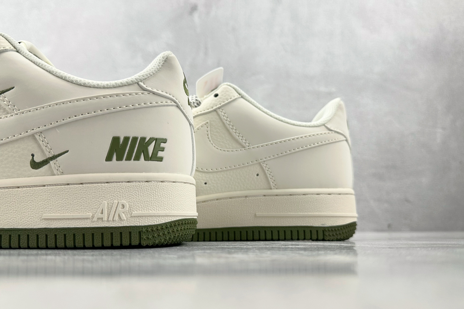 Nike Air Force 1'07 NIKE 联名 米白 XX3168-182