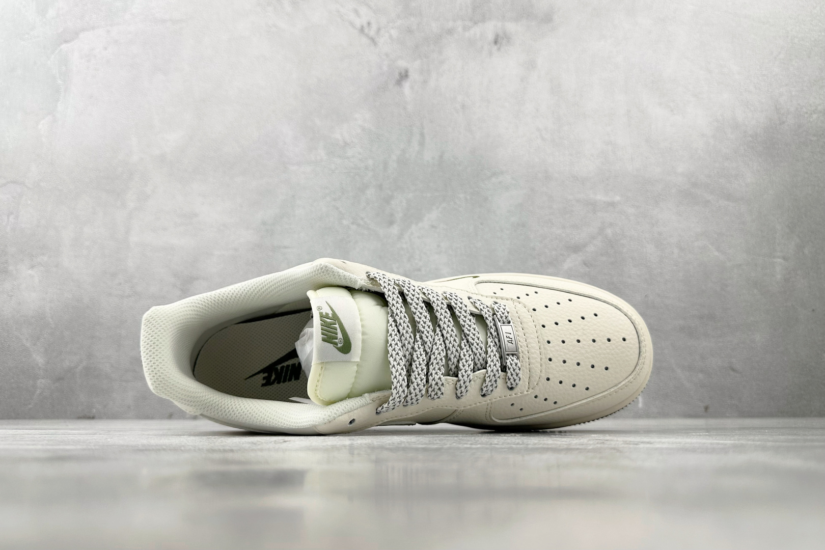 Nike Air Force 1'07 NIKE 联名 米白 XX3168-182
