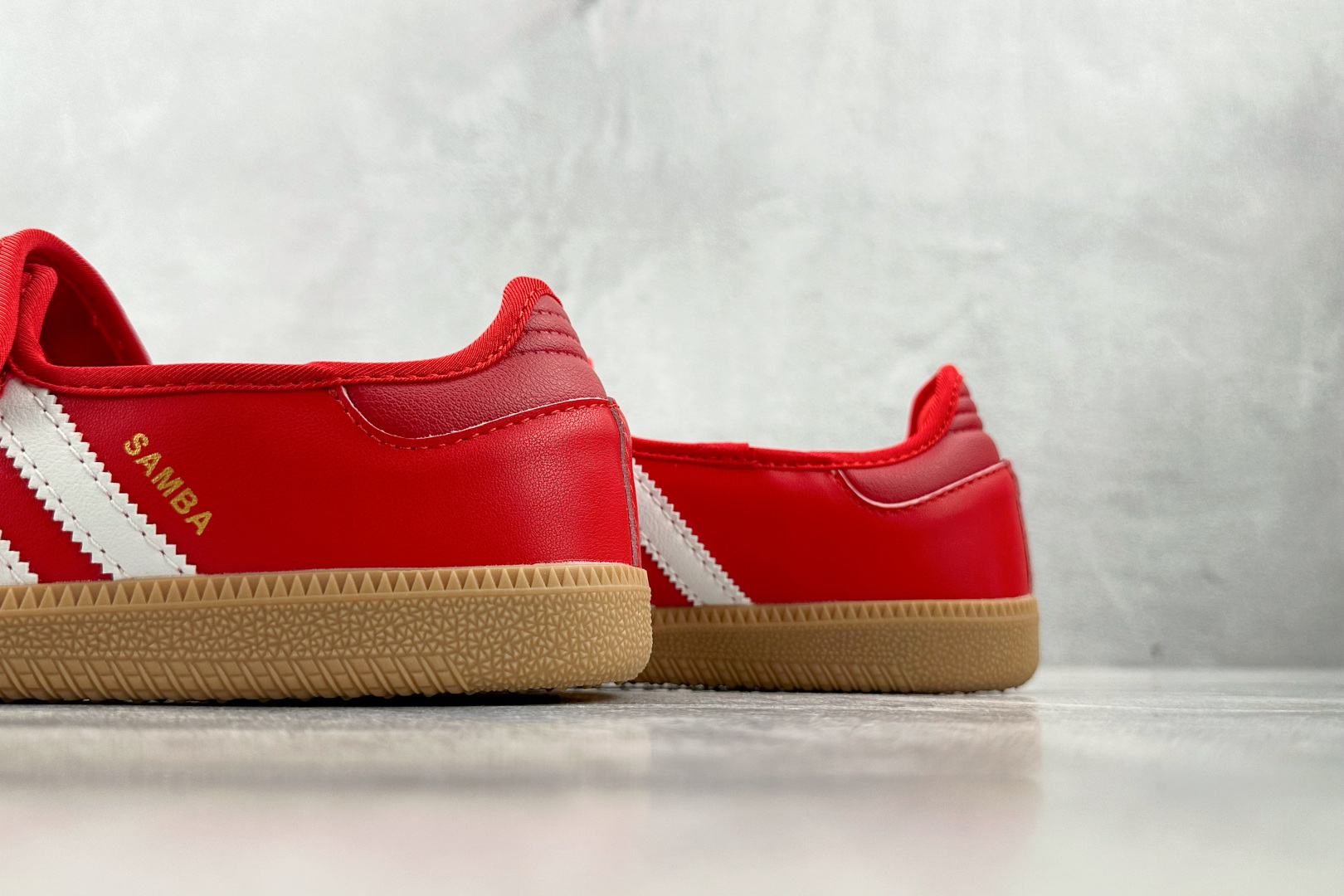 adidas originals Samba Jane 红色 JQ6446 adidas originals Samba Jane 红色 JQ6446