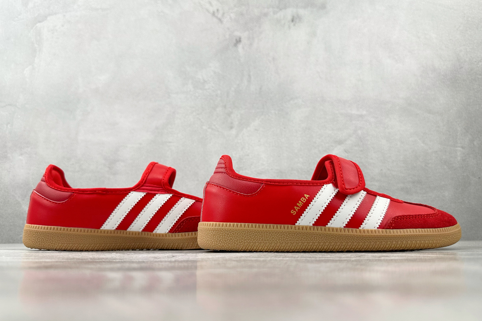 adidas originals Samba Jane 红色 JQ6446 adidas originals Samba Jane 红色 JQ6446