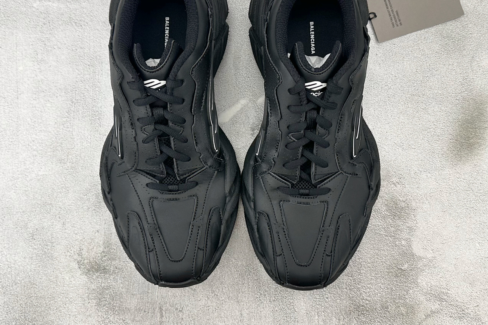 全套数据私模 Balenciaga巴黎世家 Monday 黑色 825418WDTSC1000 全套数据私模 Balenciaga巴黎世家 Monday 黑色 825418WDTSC1000