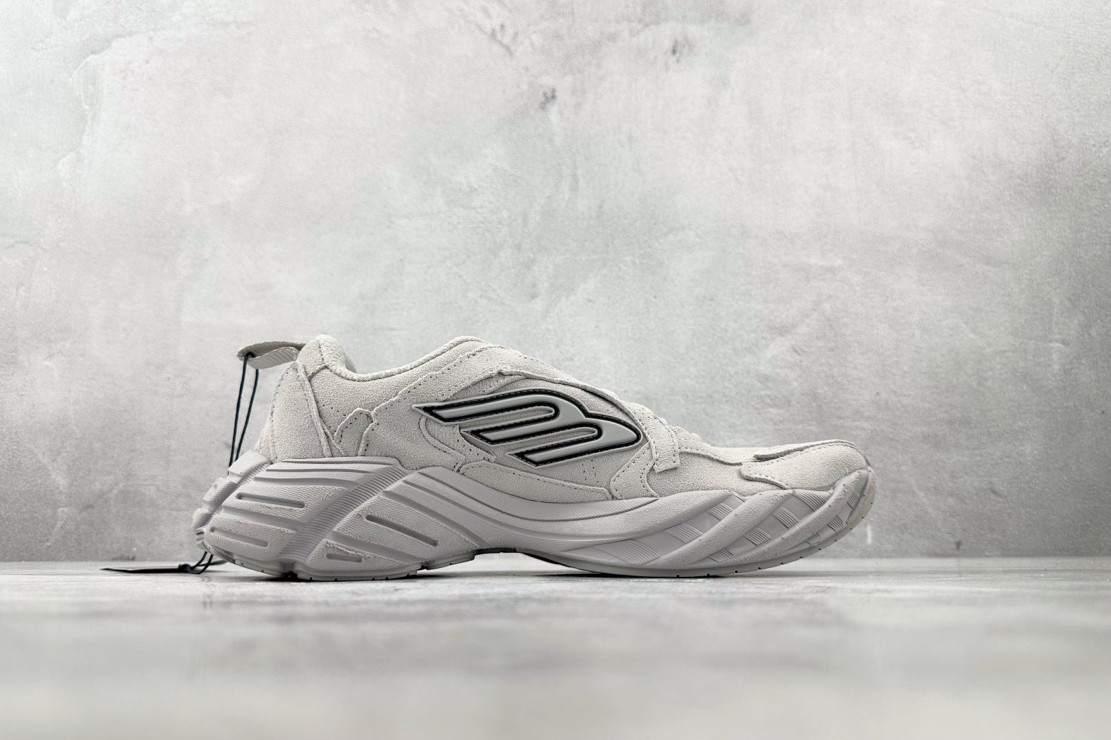 最新外贸批次 Balenciaga巴黎世家 Monday 灰色 825417WMNSS1011