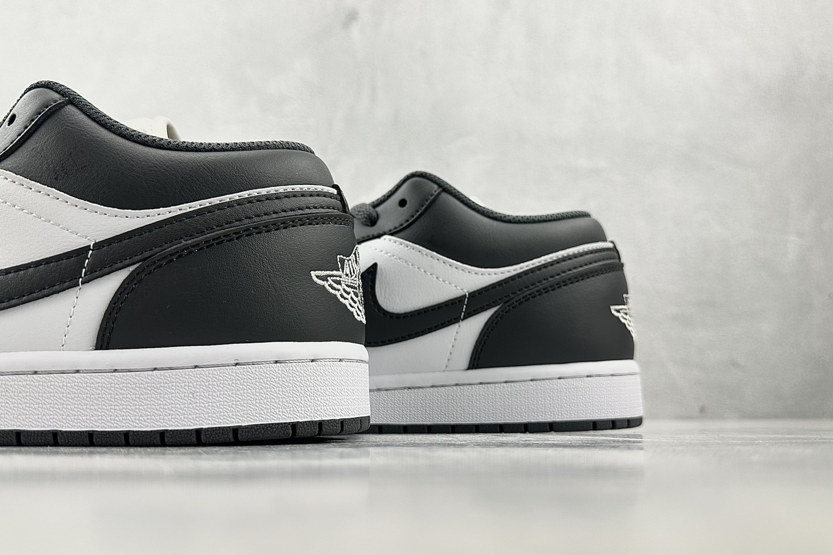 综合版 Jordan Air Jordan 1 Low 灰白 553558-044