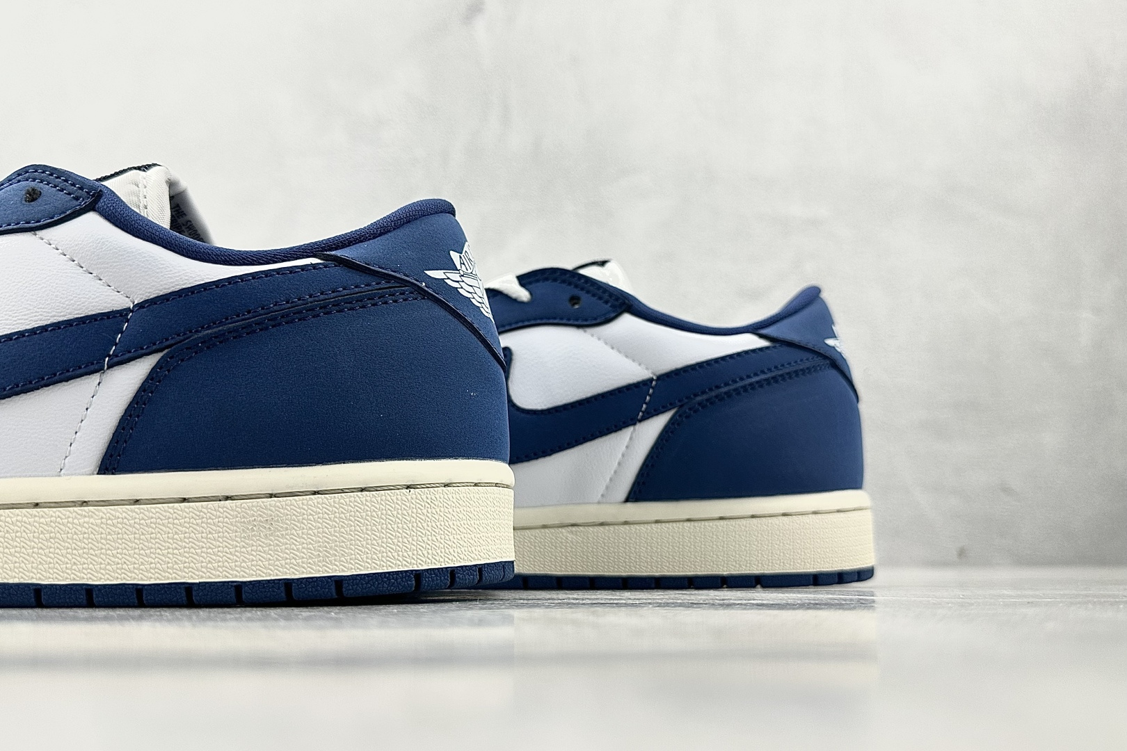 综合版 Jordan Air Jordan 1 蓝色 HQ6998-104