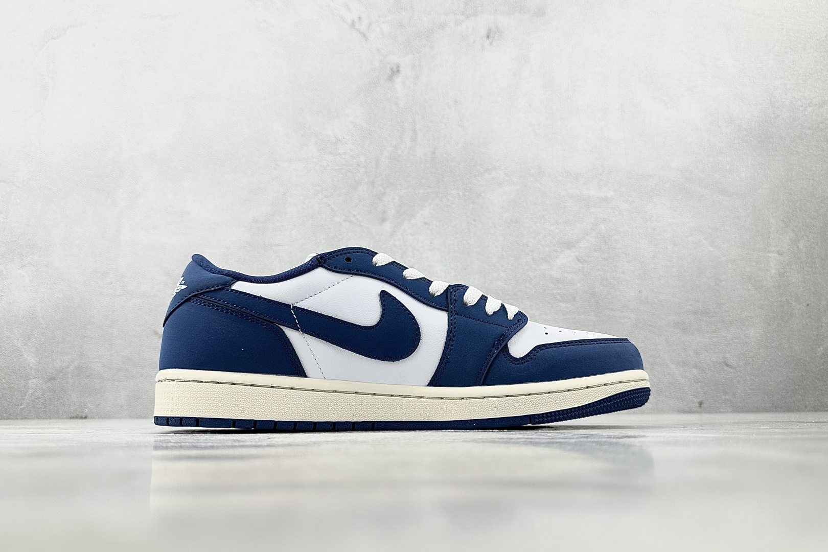 综合版 Jordan Air Jordan 1 蓝色 HQ6998-104