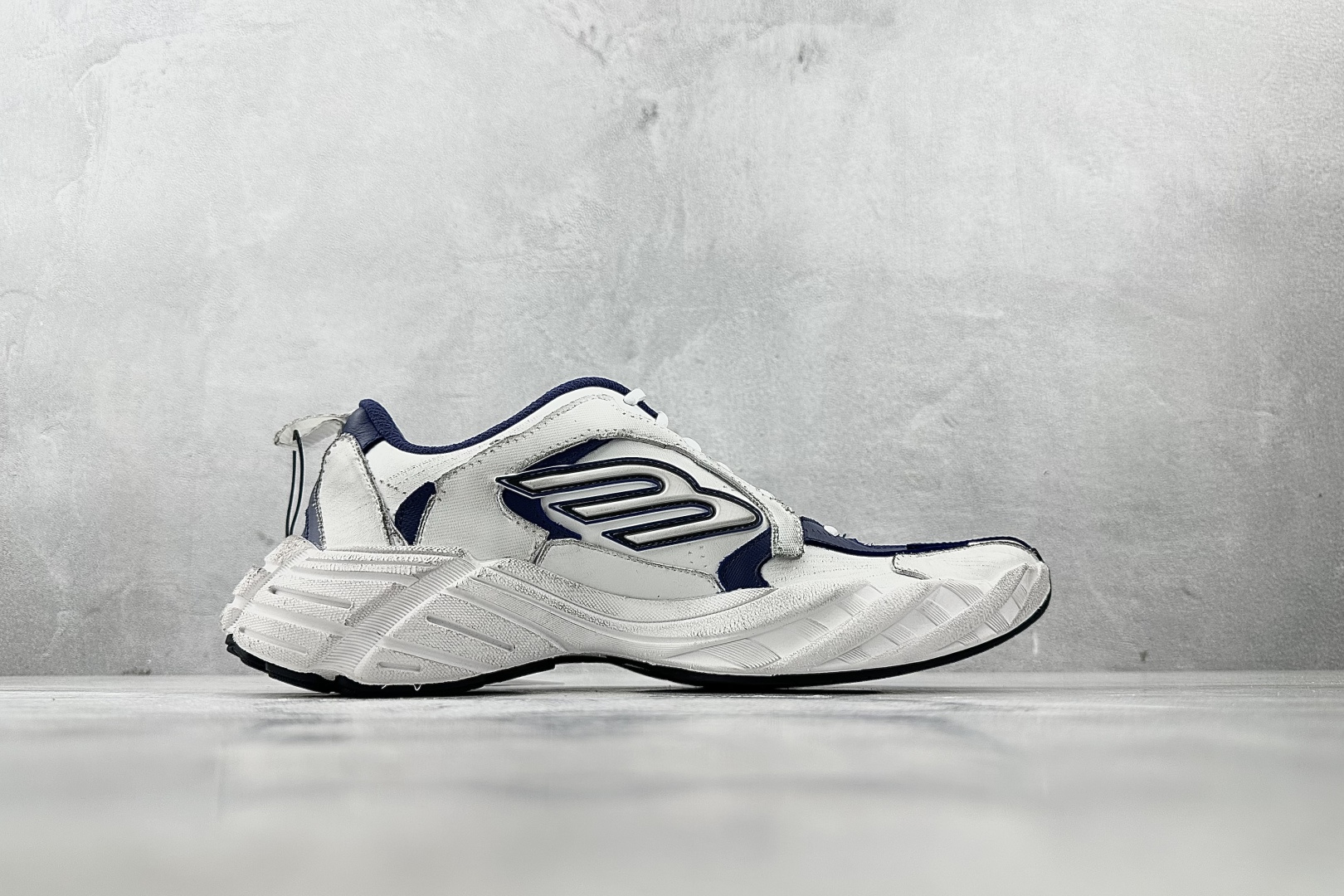 全套数据私模 Balenciaga巴黎世家 Monday 白色 825418WDWTS4090