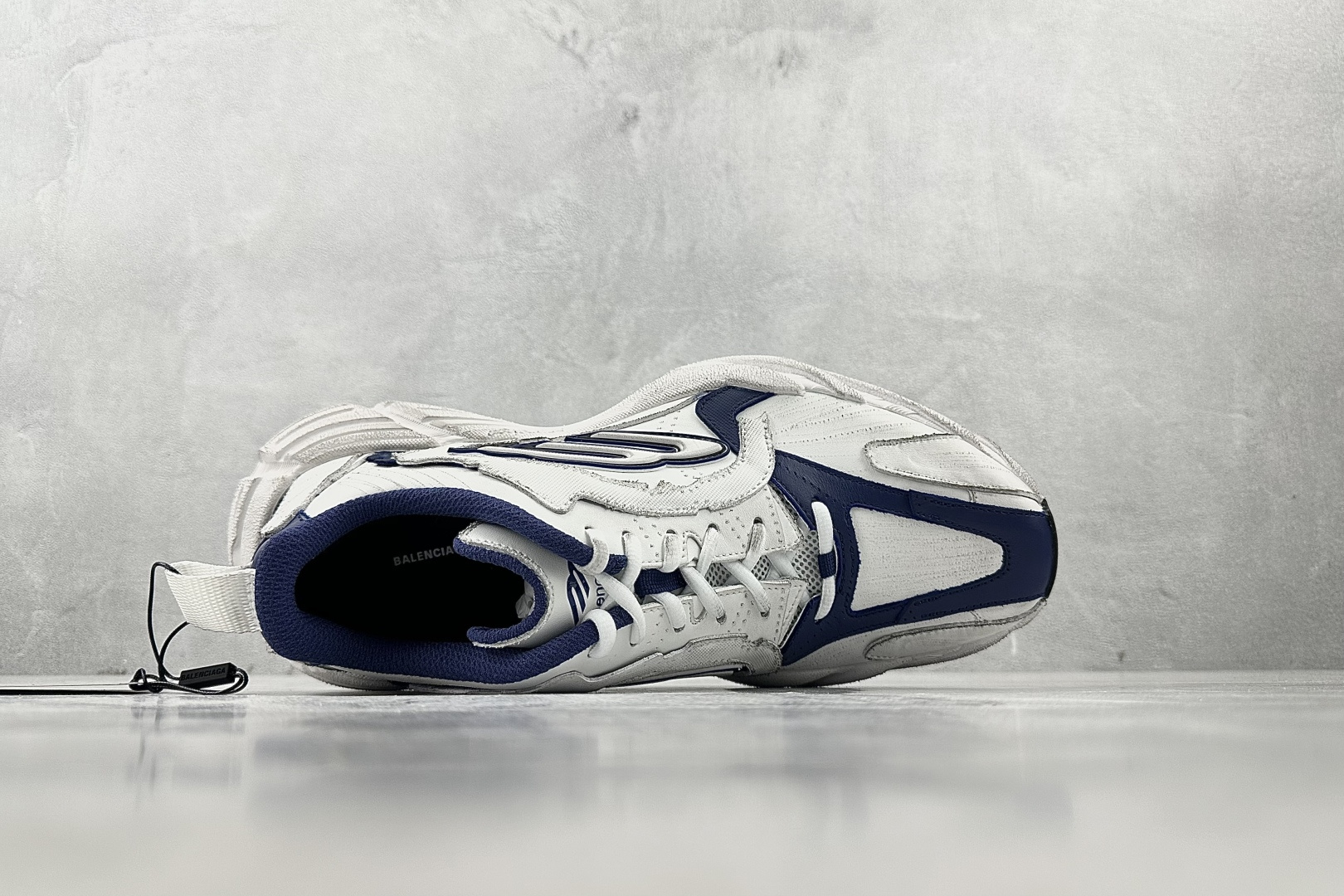 全套数据私模 Balenciaga巴黎世家 Monday 白色 825418WDWTS4090