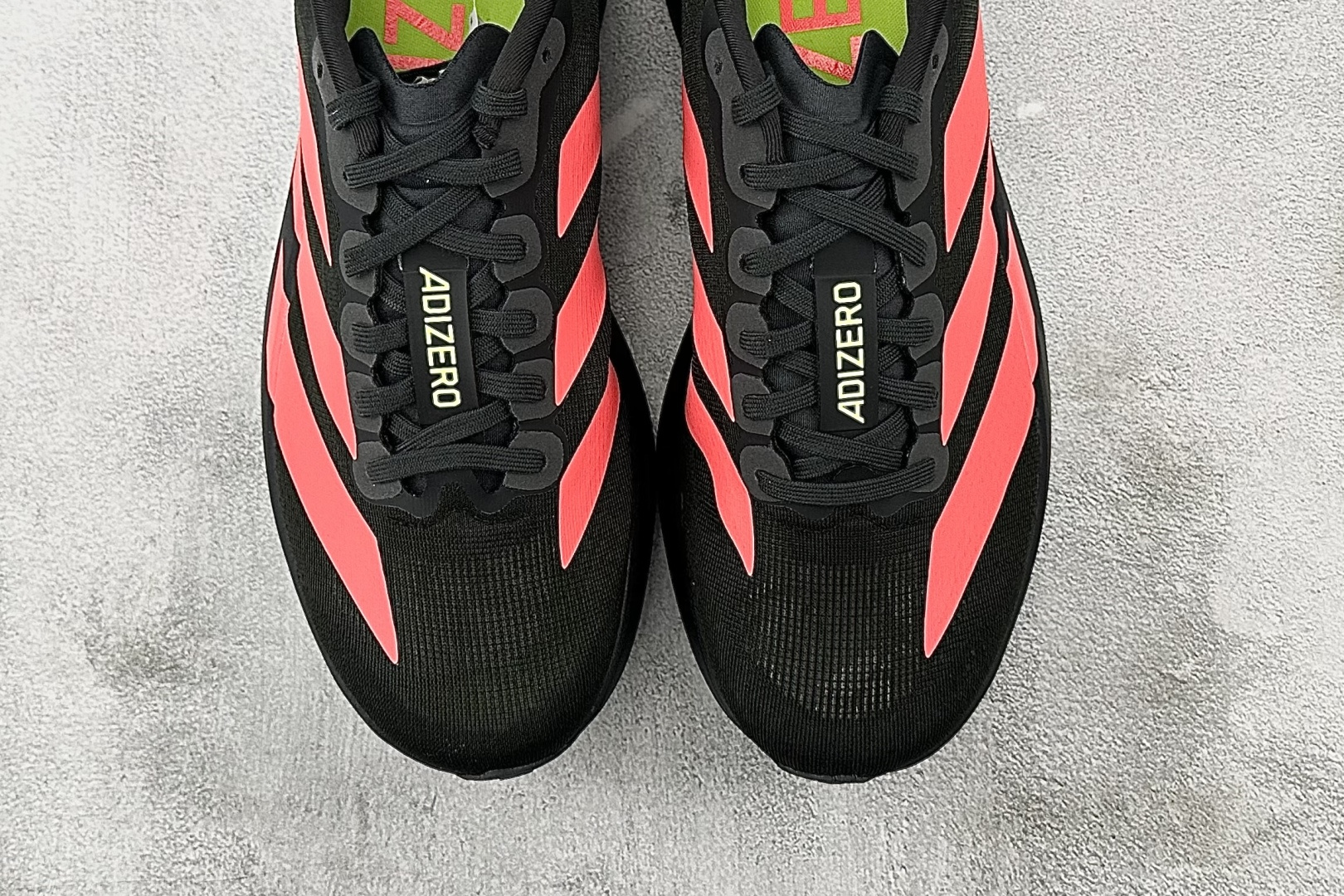 全新工厂开发 adidas Adizero Evo SL 黑红色 JR3414