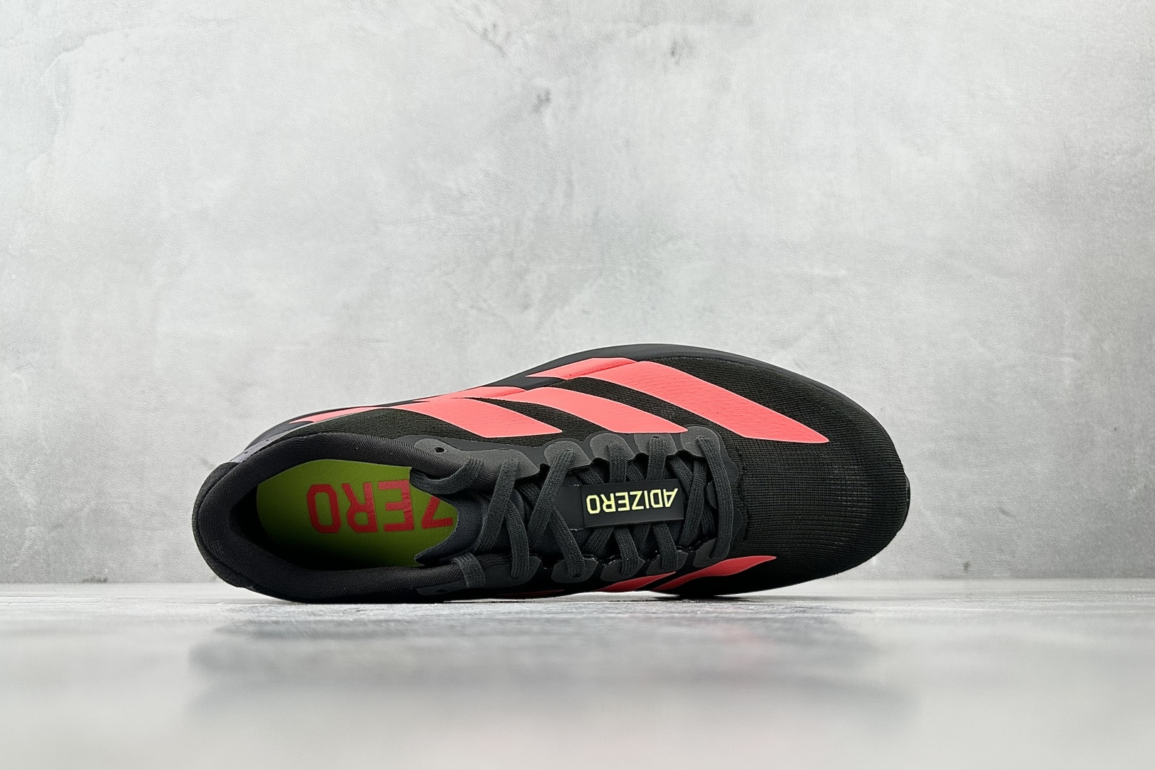 全新工厂开发 adidas Adizero Evo SL 黑红色 JR3414