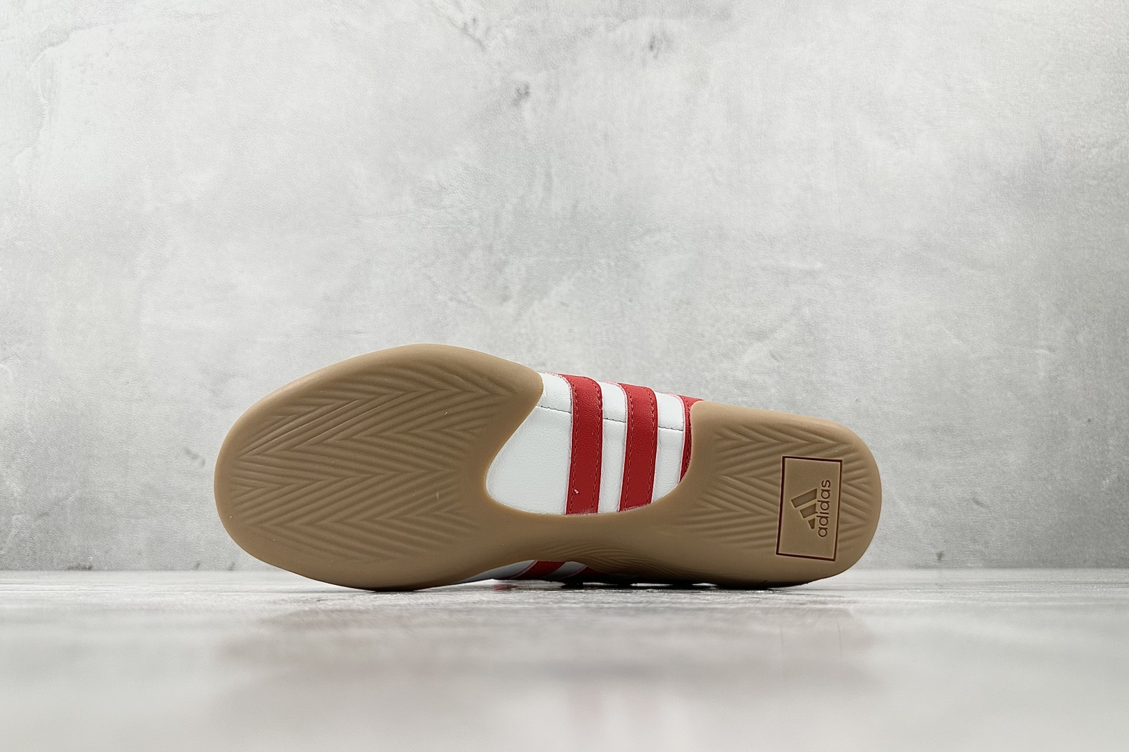 adidas originals Taekwondo MEI ballet 白红 JQ0960-莆田鞋,莆田鞋货源,高仿鞋,高仿鞋货源,安福档口,莆田高仿鞋,莆田鞋批发,高仿鞋批发,莆田高仿运动鞋,高仿运动鞋,莆田运动鞋 adidas originals Taekwondo MEI ballet 白红 JQ0960