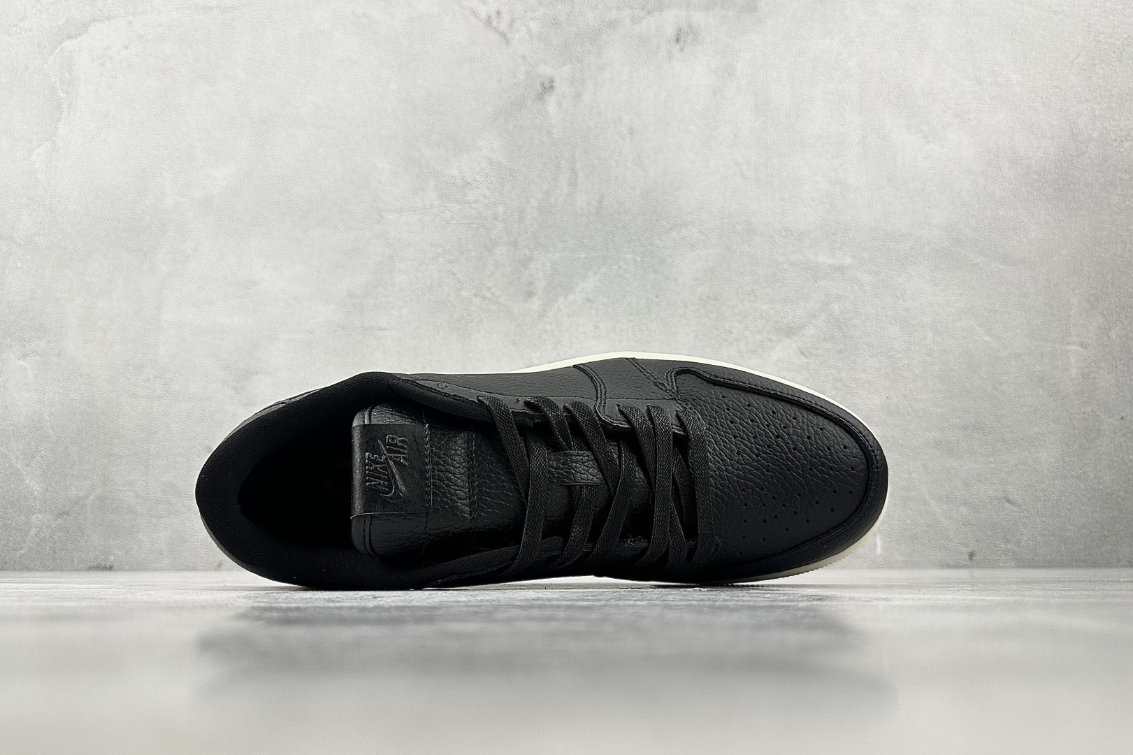 综合版 Jordan Air Jordan 1 Retro Low Swooshless黑 848775-005