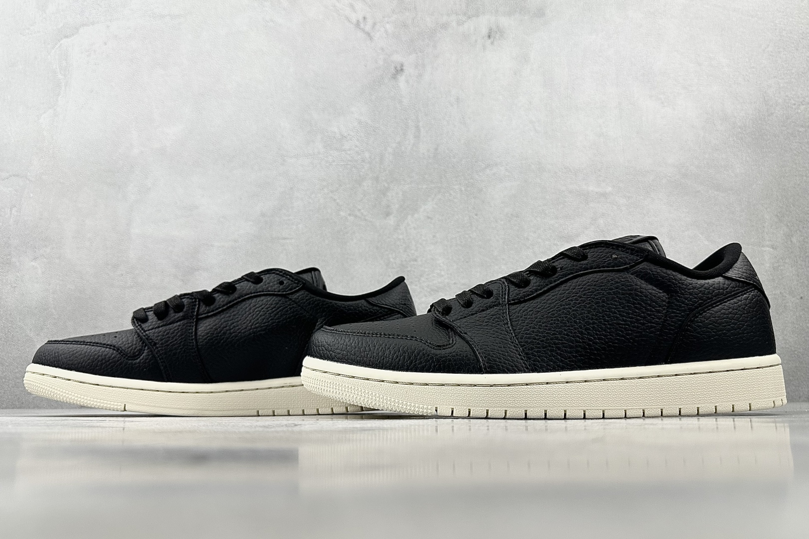综合版 Jordan Air Jordan 1 Retro Low Swooshless黑 848775-005