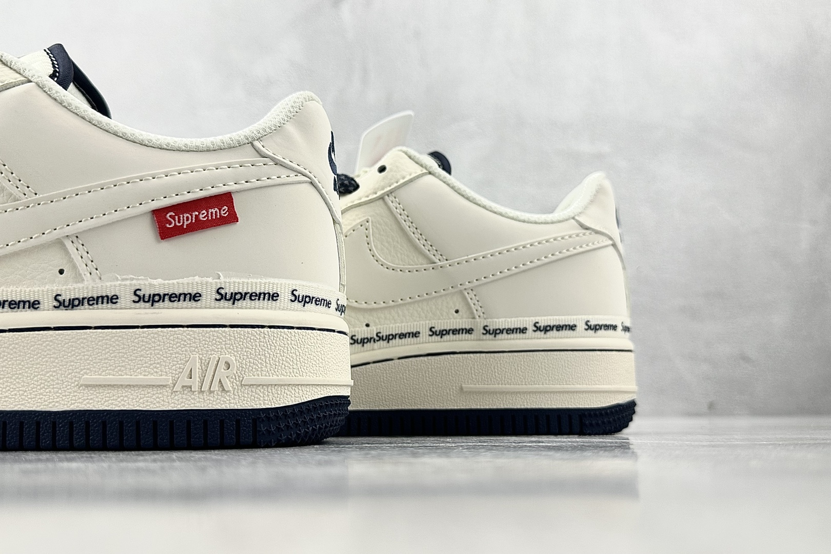 Nike Air Force 1'07 Supreme 联名 米白黑 XX3168-203