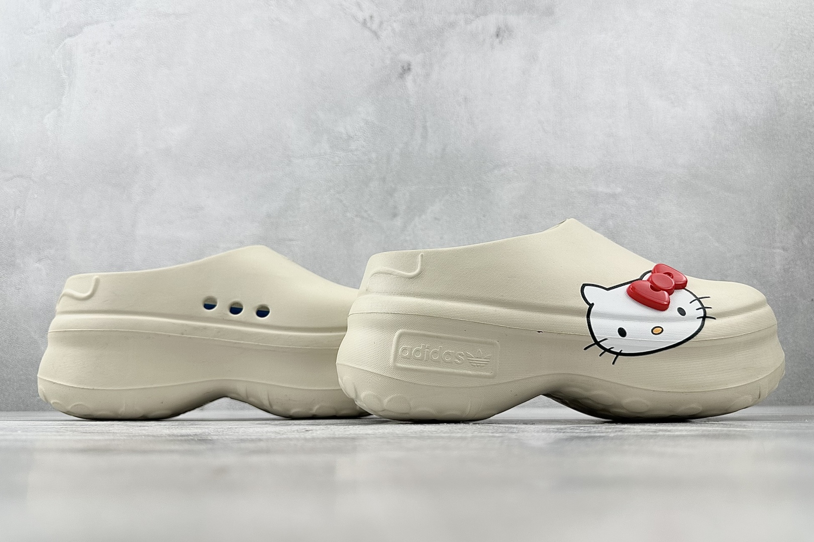 大厂出品 Hello Kitty/凯蒂猫 x adidas originals AdiFOM Stan Smith Mule 米色 IE9127