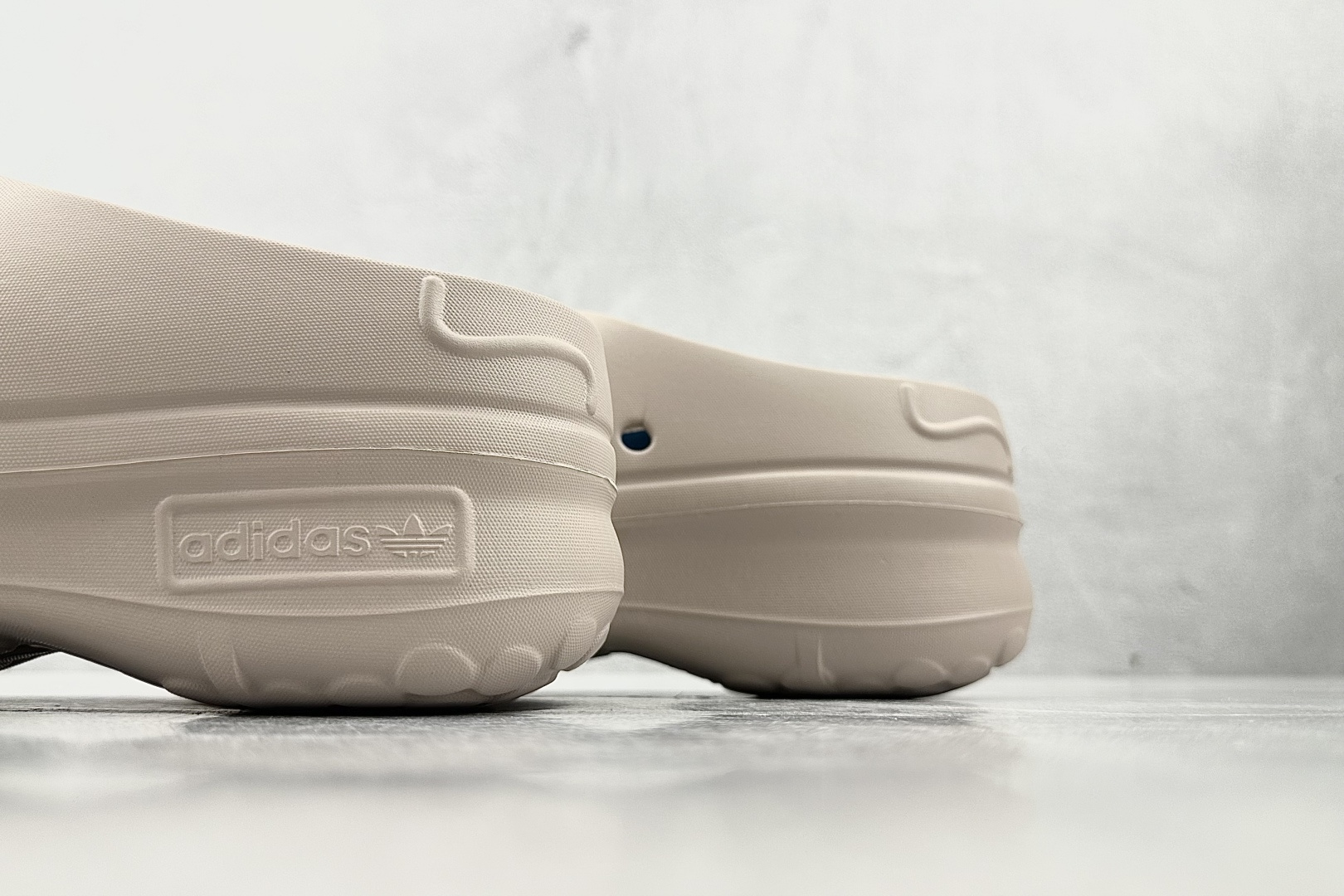 大厂出品 adidas originals AdiFOM Stan Smith Mule 沙褐色 IE7052