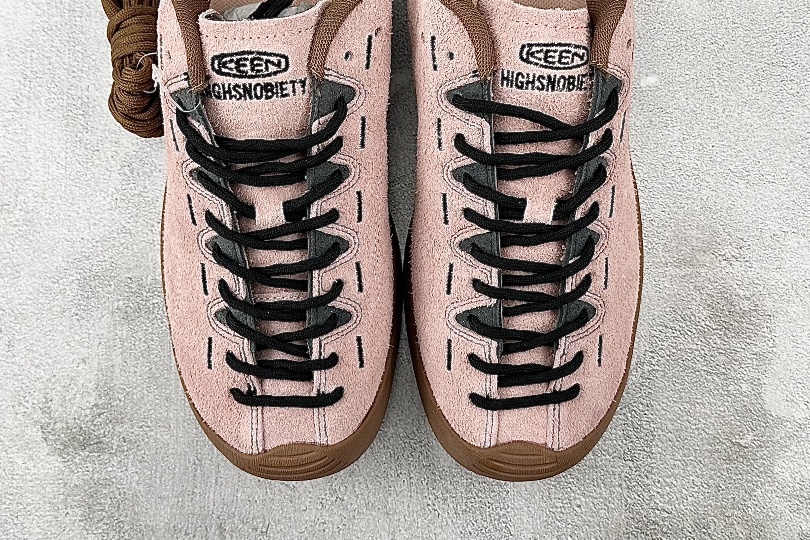 Highsnobiety KEEN Jasper ”Downtown”粉色 1029407