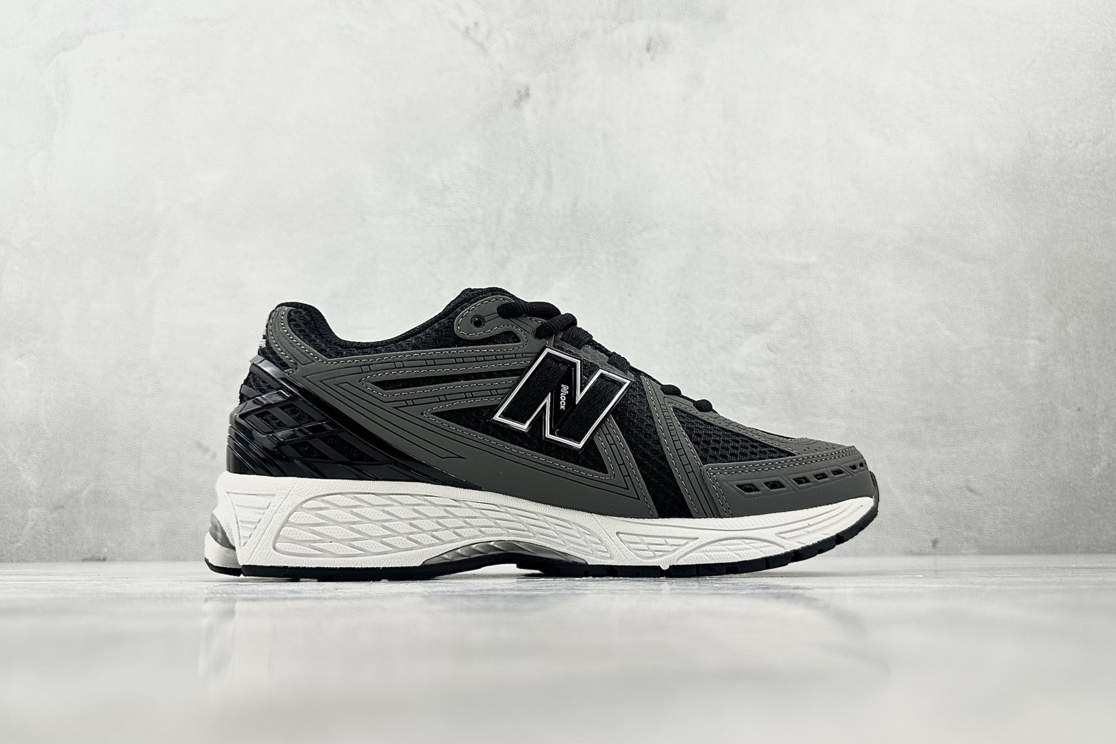 大厂出品 New Balance NB 1906R 黑灰 U1906RCB