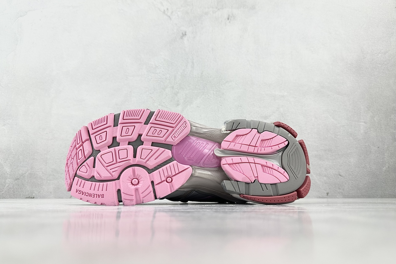 代购版 Balenciaga巴黎世家 Runner2.0 灰色 779064WRNNY9175