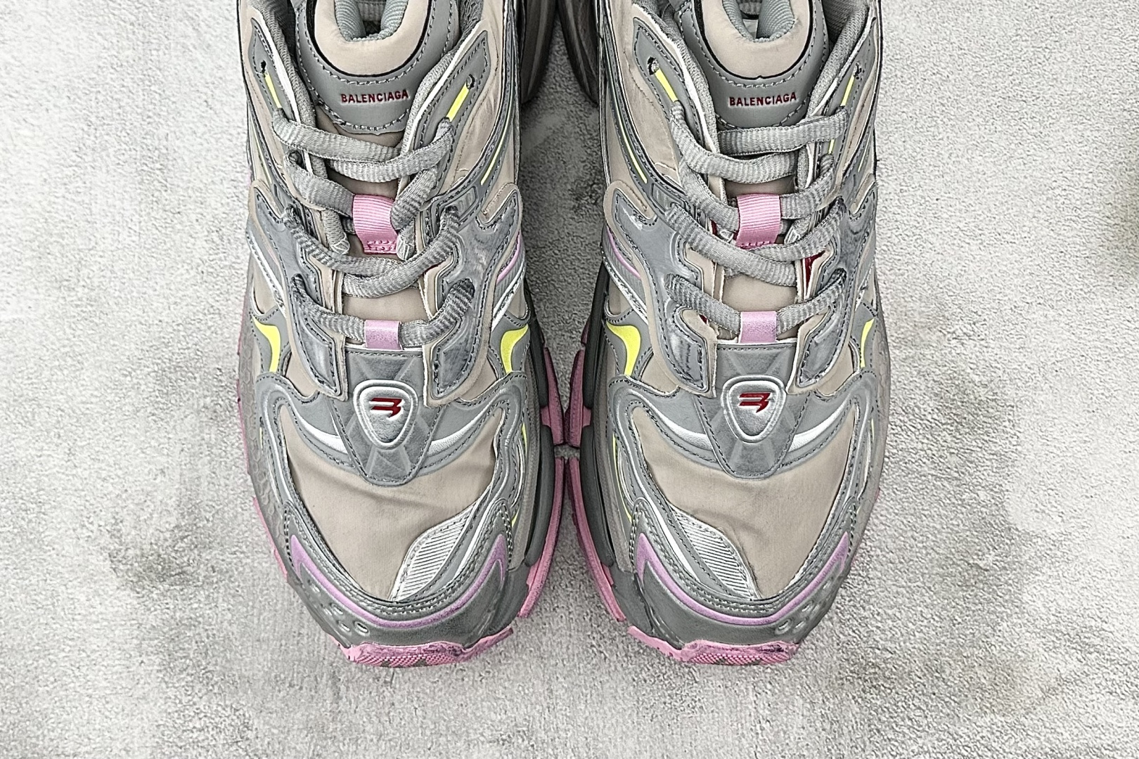 代购版 Balenciaga巴黎世家 Runner2.0 灰色 779064WRNNY9175