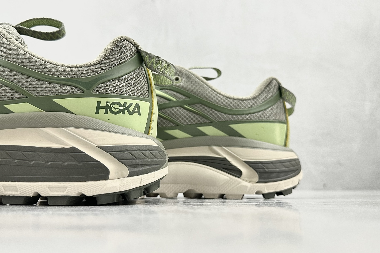 HOKA ONE ONE Mafate Three 2 米绿 1141572-BYS