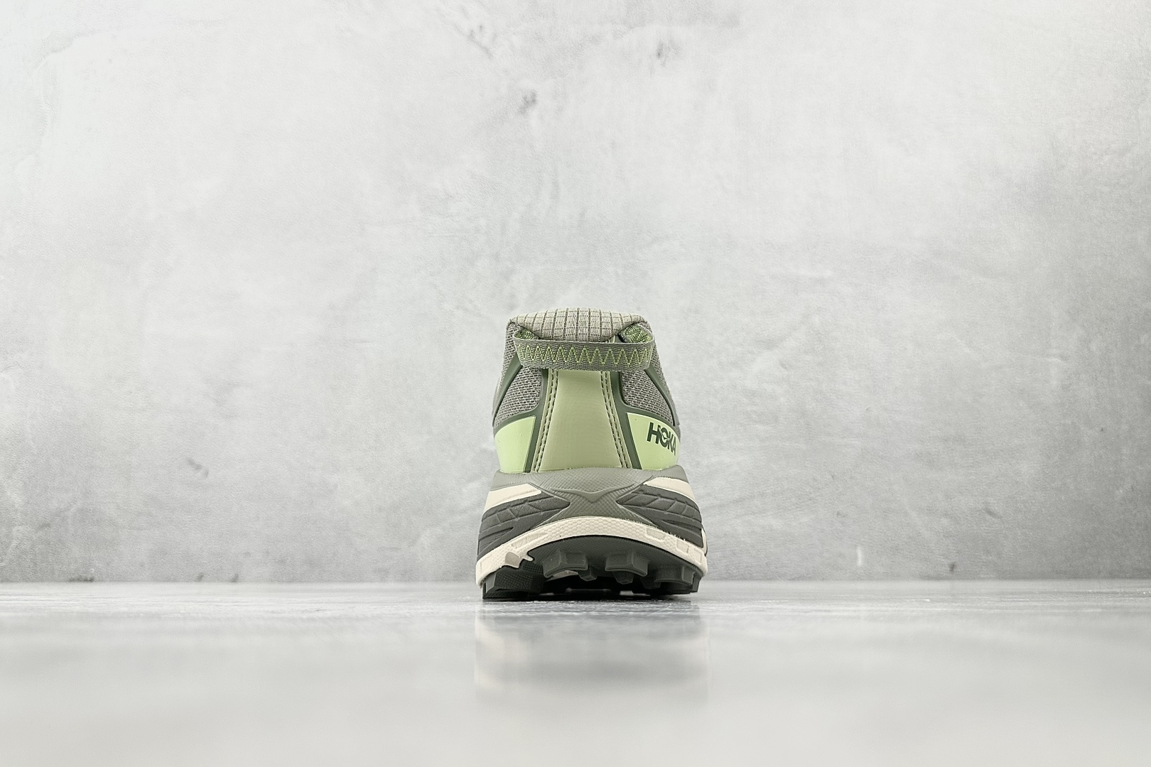 HOKA ONE ONE Mafate Three 2 米绿 1141572-BYS