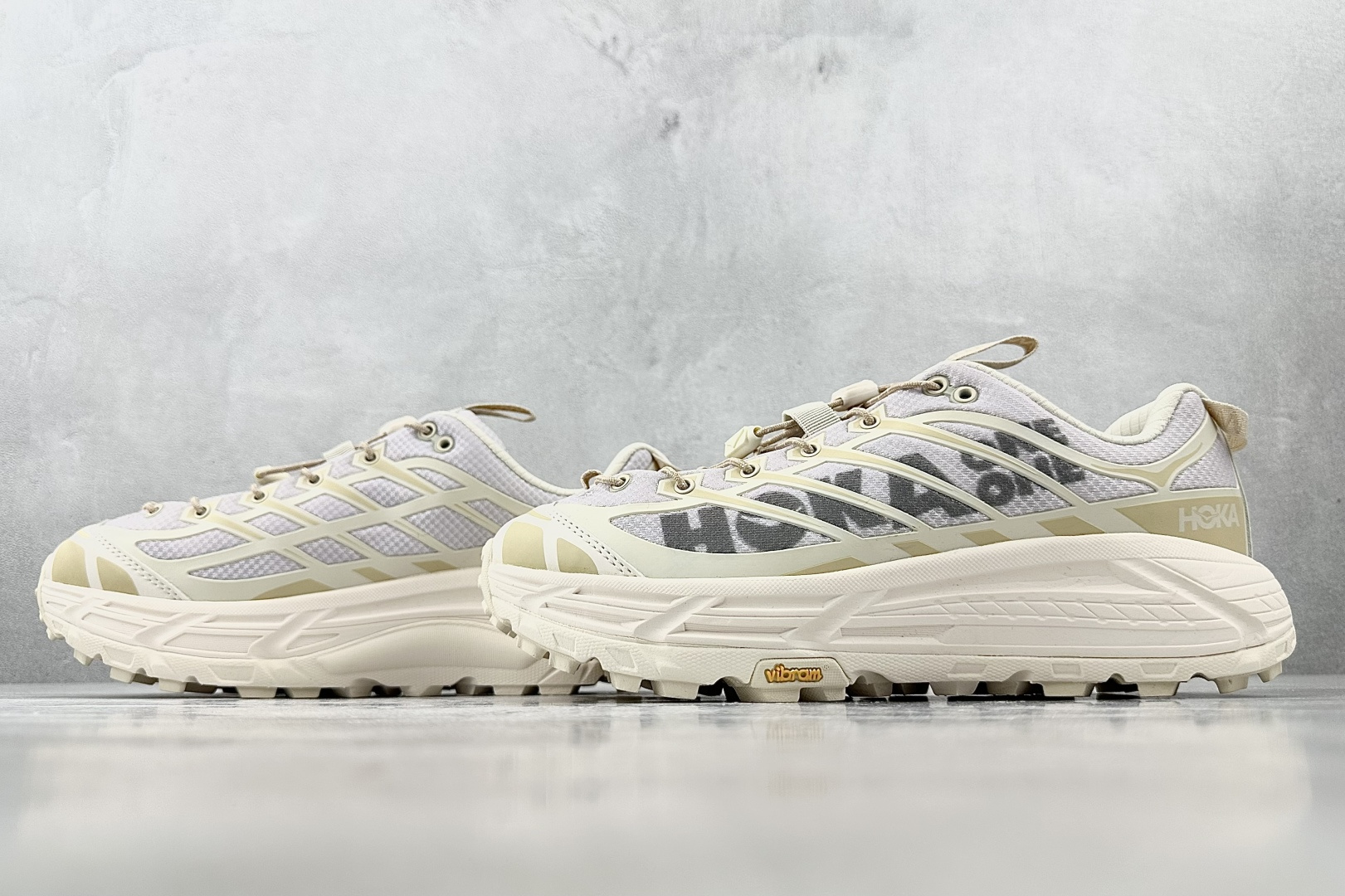 HOKA ONE ONE Mafate Three 2 米黄色 1141572-ESSN