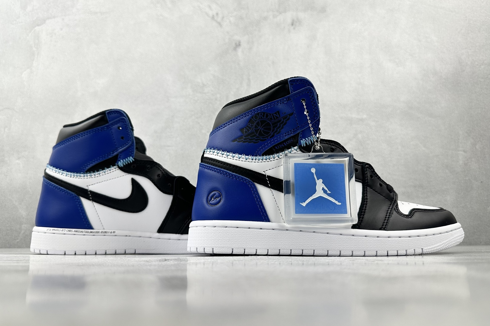 顶级纯原 Fragment Design X Jordan Air Jordan 1 Retro High藤原浩 大闪电 黑白蓝 716371-040