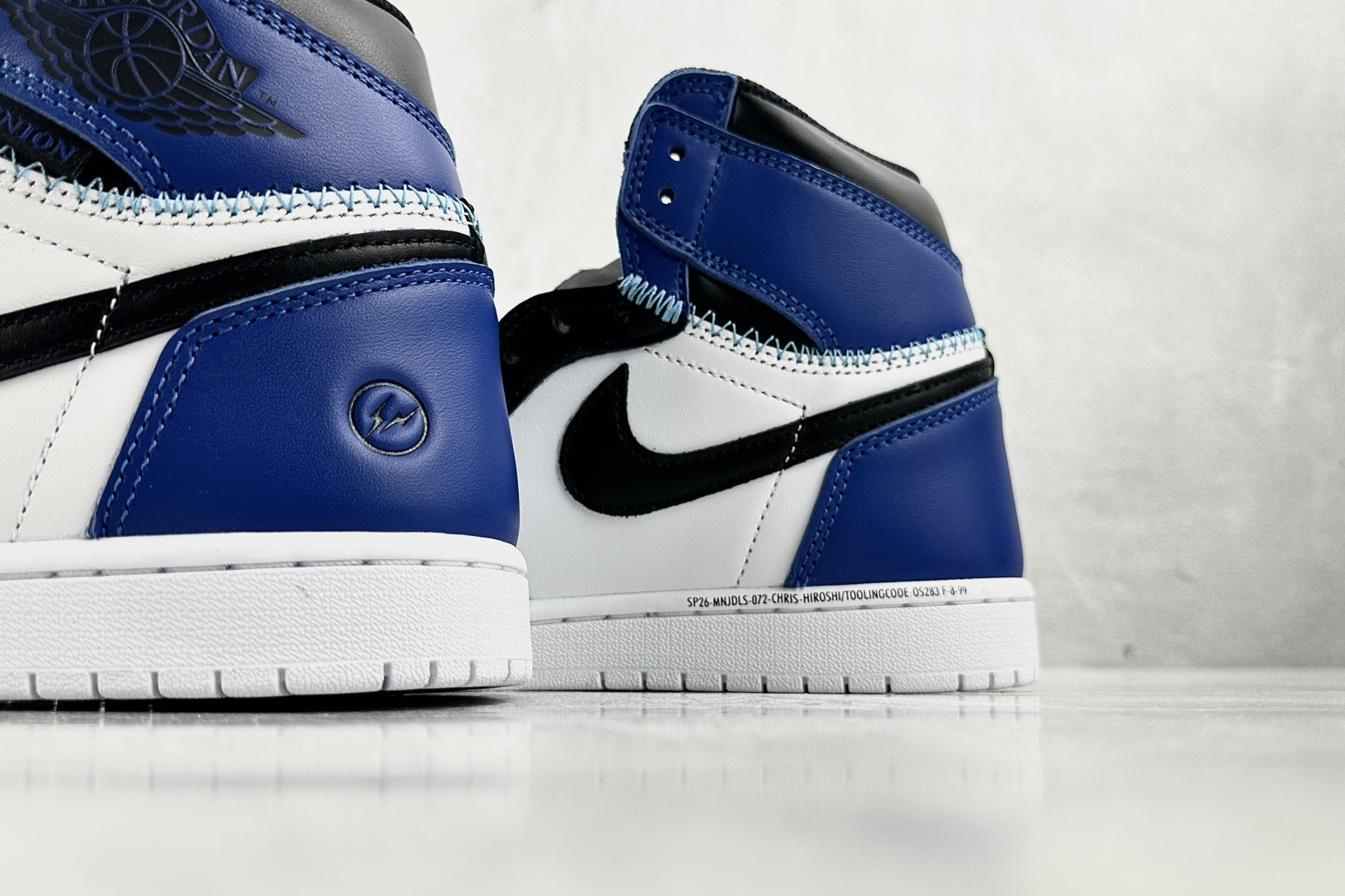 顶级纯原 Fragment Design X Jordan Air Jordan 1 Retro High藤原浩 大闪电 黑白蓝 716371-040