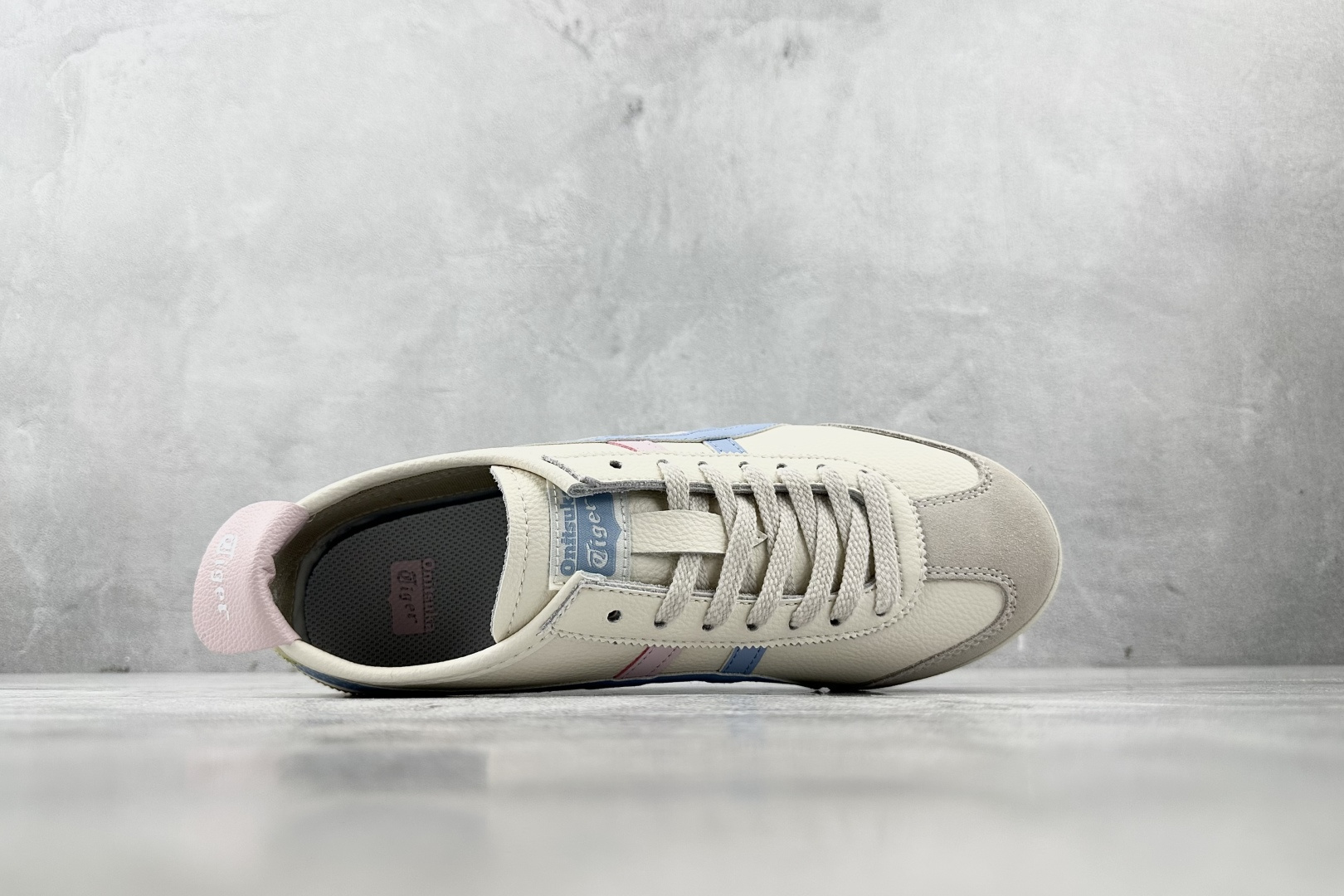 渠道特供 Onitsuka Tiger鬼塚虎 MEXICO 66 米白浅蓝 1183B771-116
