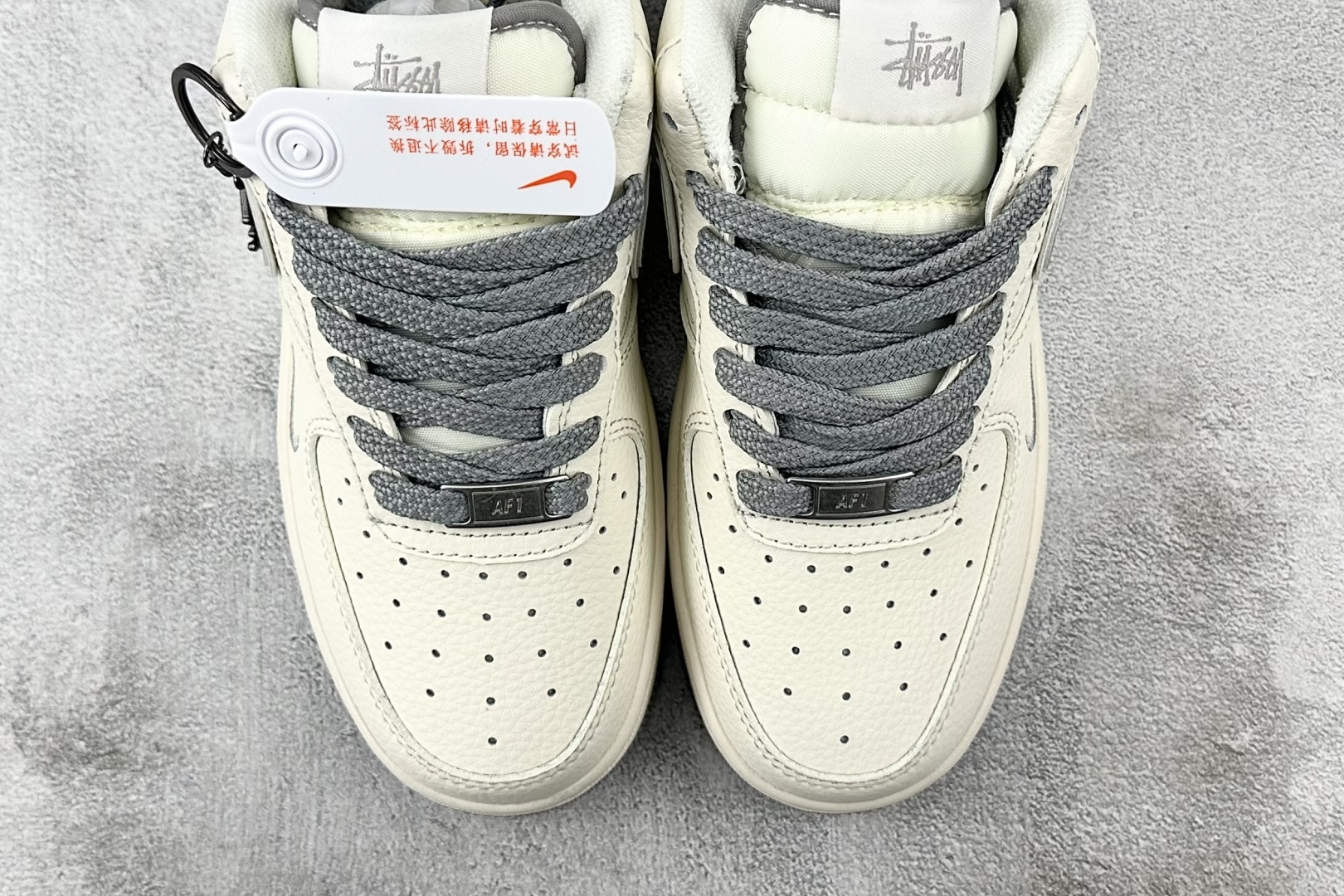 Nike Air Force 1'07 斯图西 联名 米白灰 XX3168-209