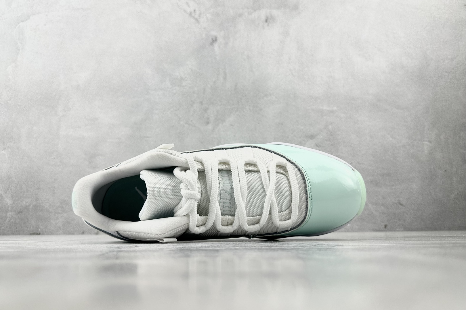 口碑神作 Jordan Air Jordan 11 薄荷绿 AH7860-103-莆田鞋,莆田鞋货源,高仿鞋,高仿鞋货源,安福档口,莆田高仿鞋,莆田鞋批发,高仿鞋批发,莆田高仿运动鞋,高仿运动鞋,莆田运动鞋 口碑神作 Jordan Air Jordan 11 薄荷绿 AH7860-103