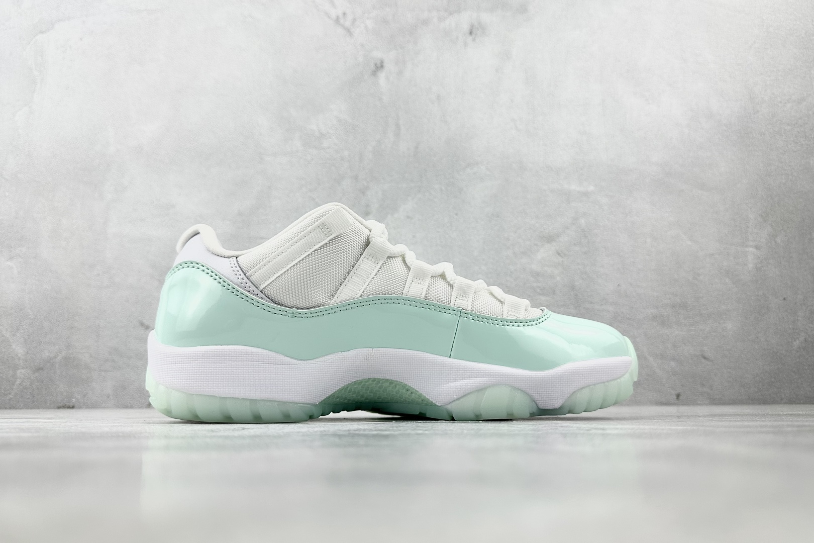 口碑神作 Jordan Air Jordan 11 薄荷绿 AH7860-103-莆田鞋,莆田鞋货源,高仿鞋,高仿鞋货源,安福档口,莆田高仿鞋,莆田鞋批发,高仿鞋批发,莆田高仿运动鞋,高仿运动鞋,莆田运动鞋 口碑神作 Jordan Air Jordan 11 薄荷绿 AH7860-103