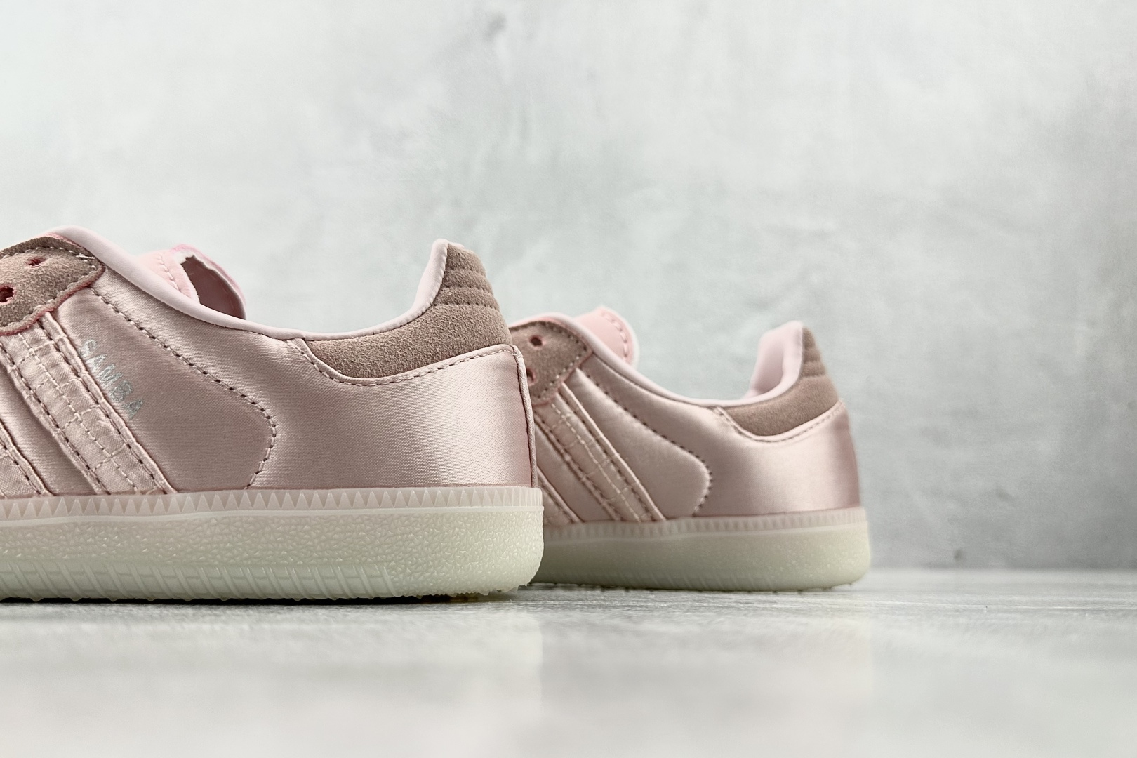 adidas originals SAMBA 浅粉 HQ5158