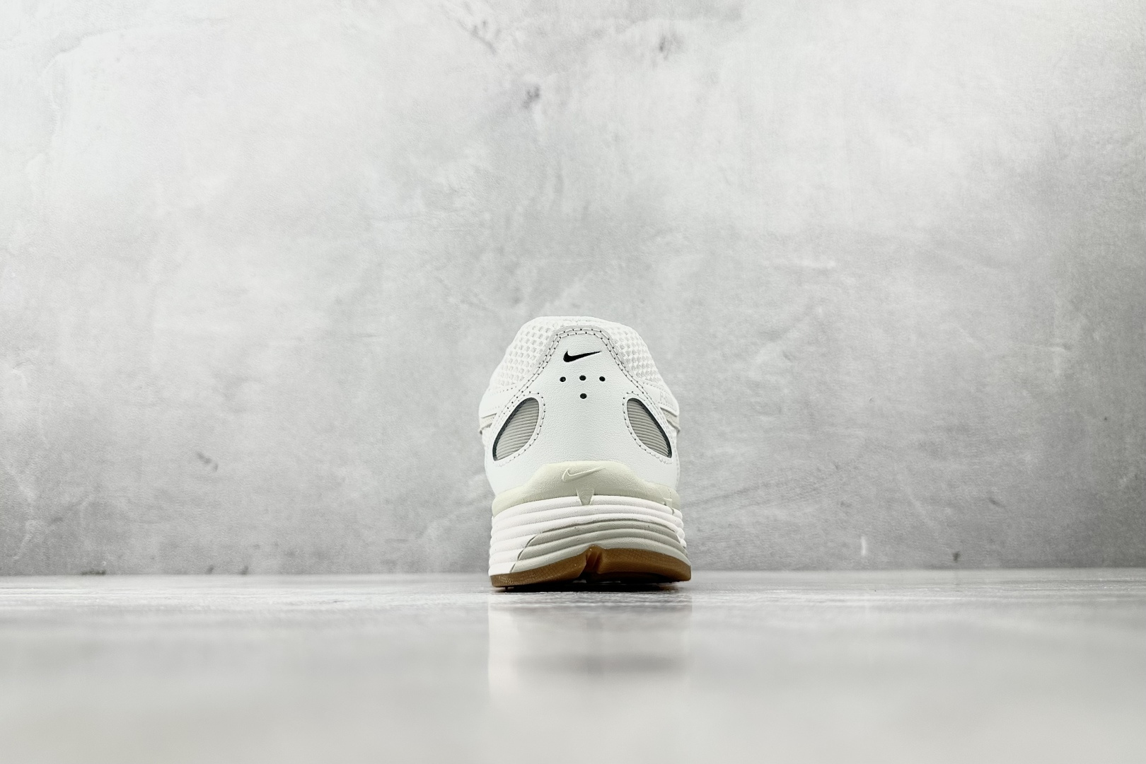 综合版 Nike P-6000 Premium 白色 HF4898-121