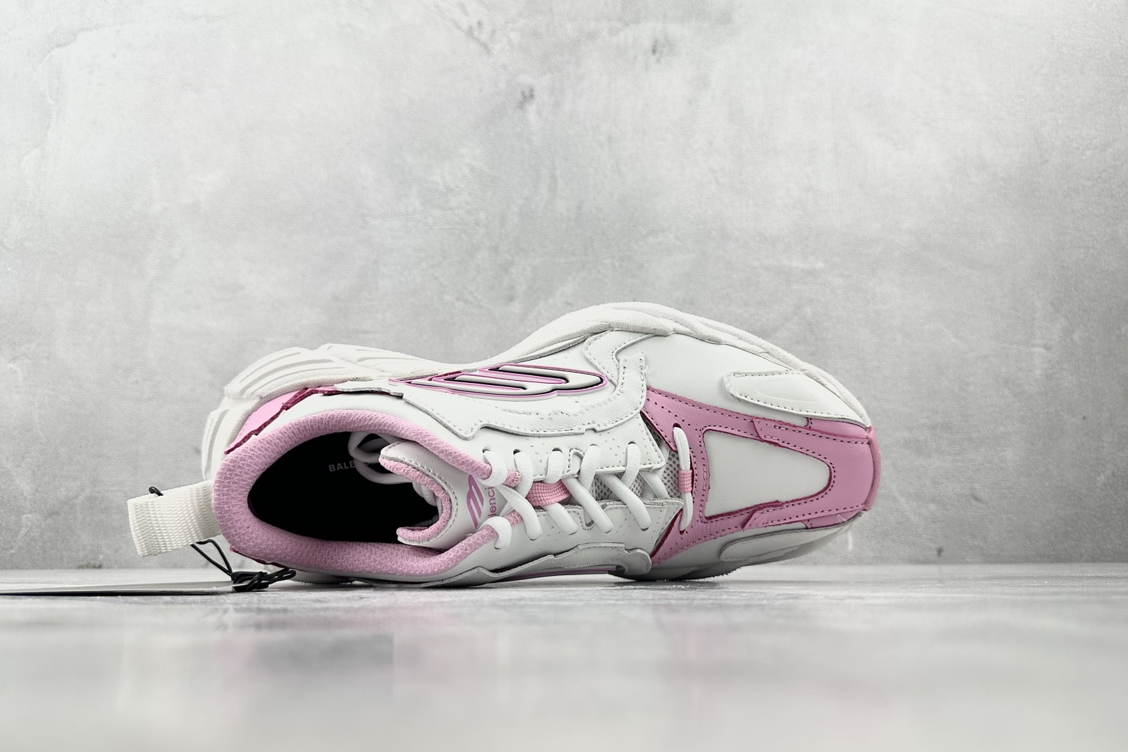 全套数据私模 Balenciaga巴黎世家 Monday 粉色 825417WDTSC5191