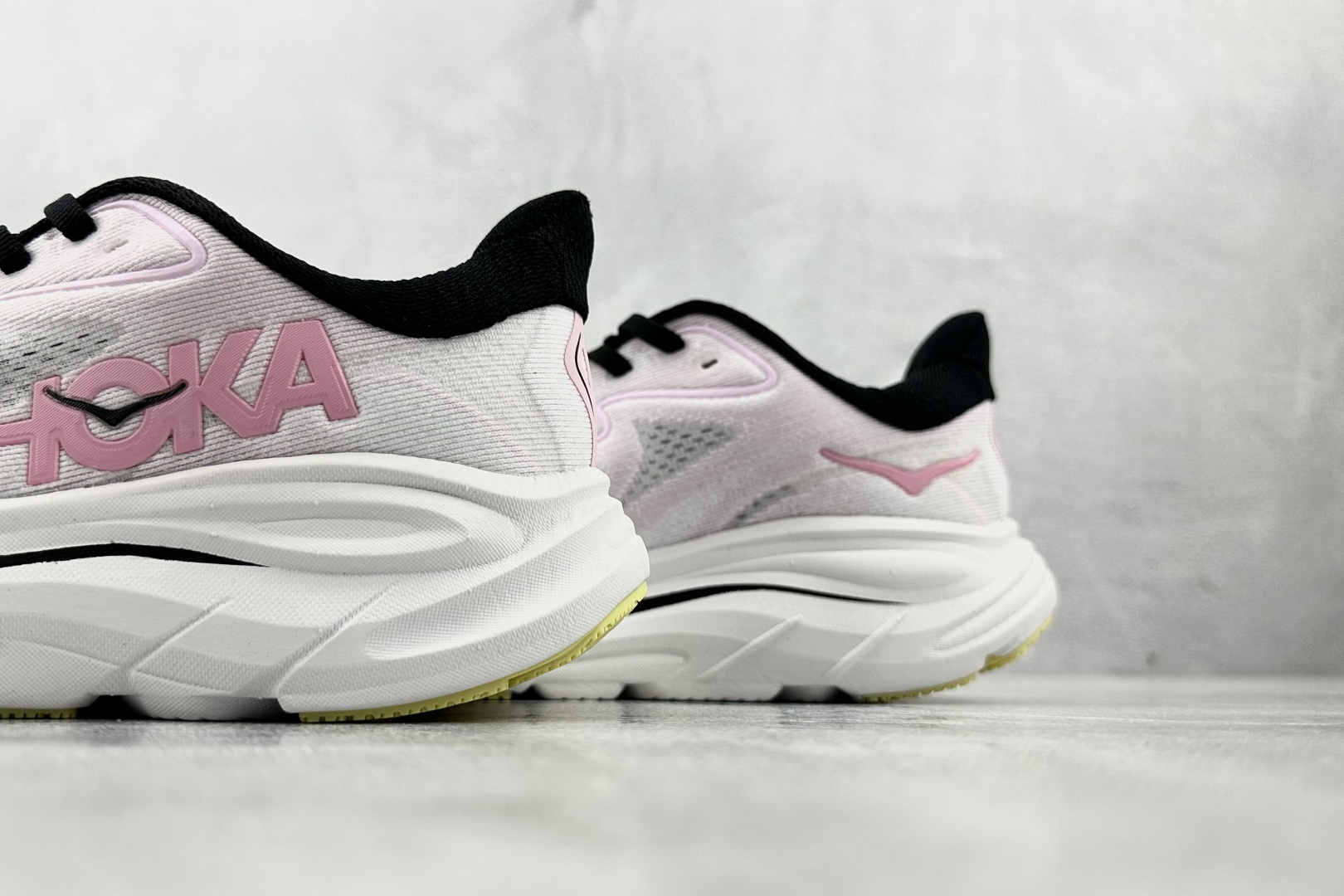 HOKA ONE ONE CLIFTON 10 粉色 1162031-CTNS