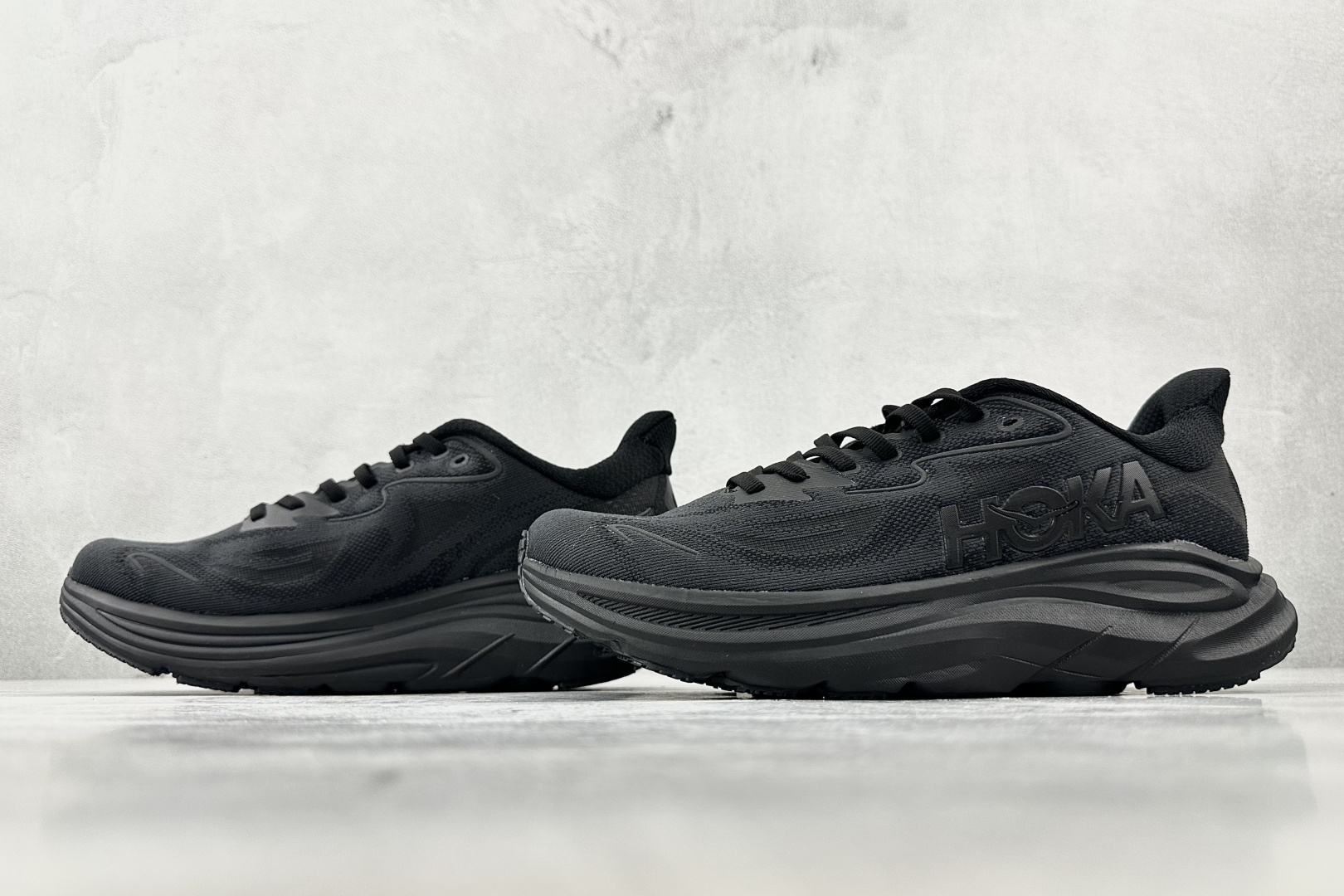 HOKA ONE ONE CLIFTON 10 黑色 1162032-BBLC