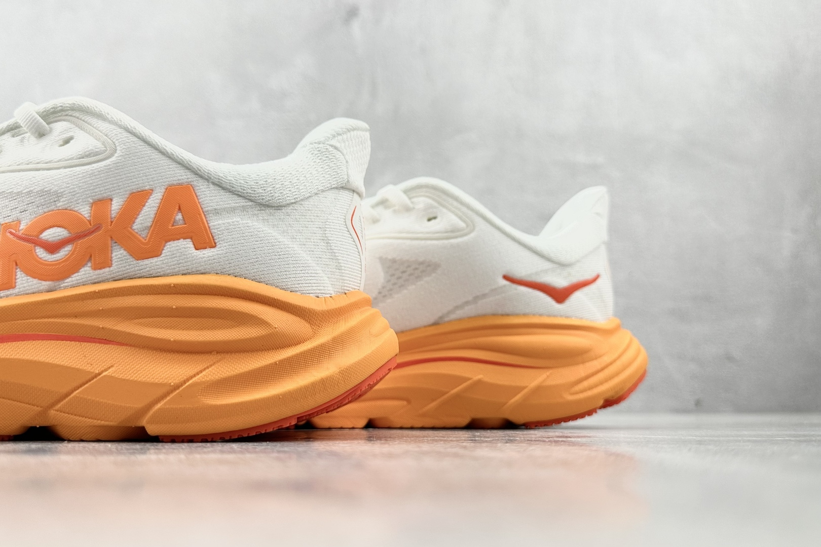 HOKA ONE ONE CLIFTON 10 白色 1162031-FGZ