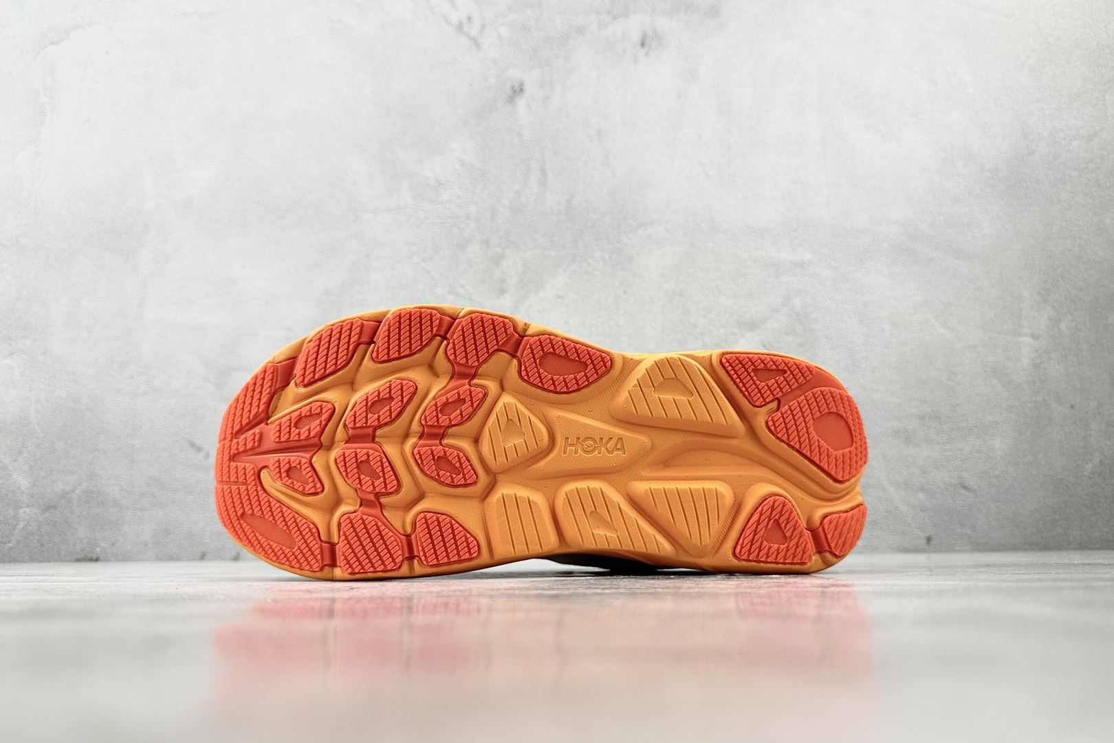 HOKA ONE ONE CLIFTON 10 白色 1162031-FGZ