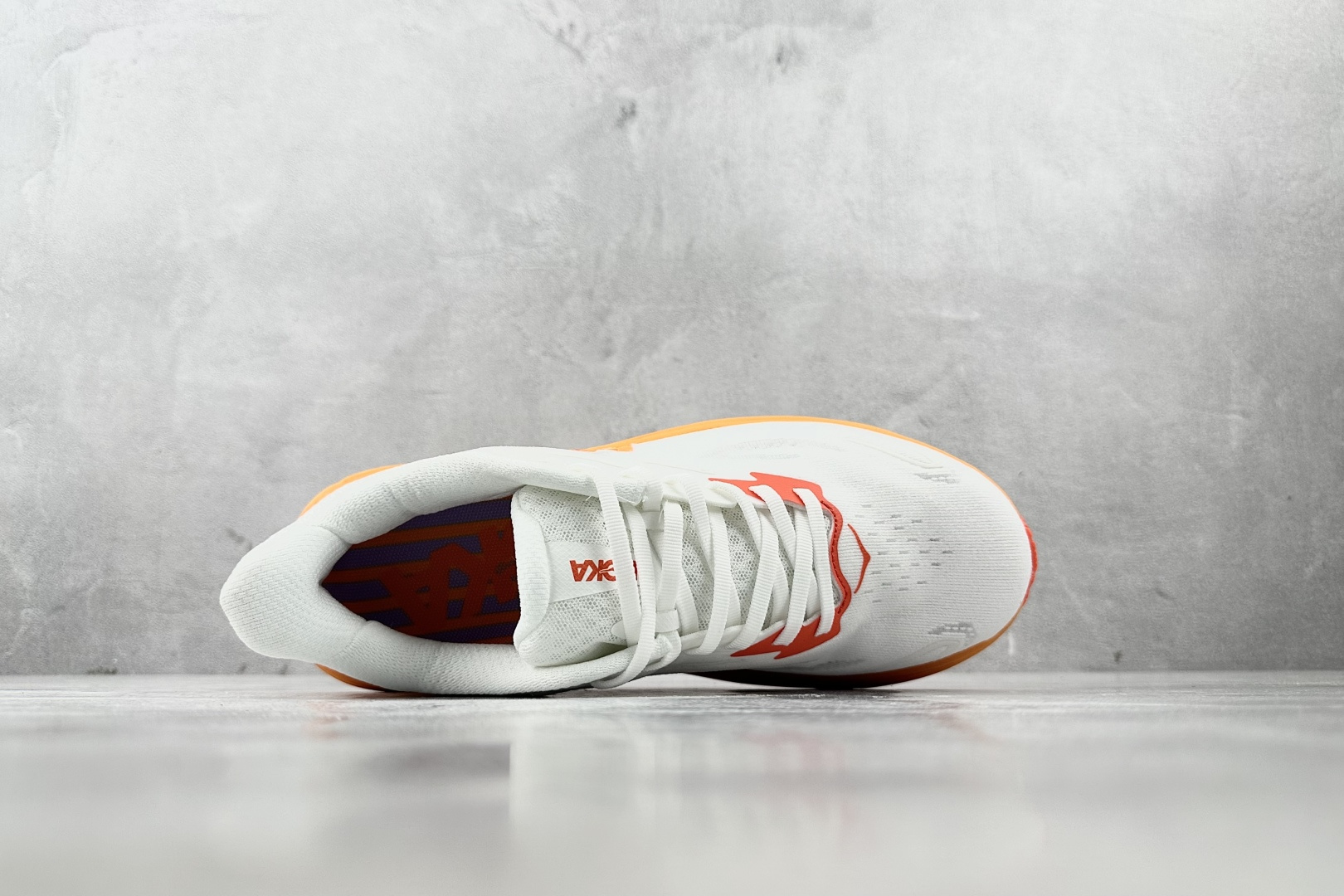 HOKA ONE ONE CLIFTON 10 白色 1162031-FGZ