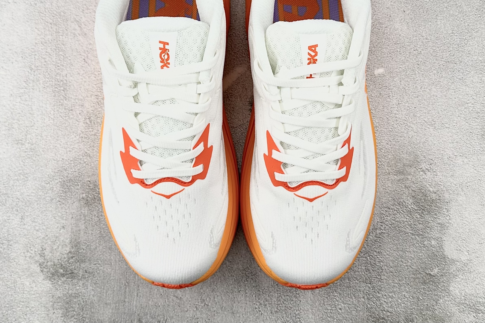 HOKA ONE ONE CLIFTON 10 白色 1162031-FGZ