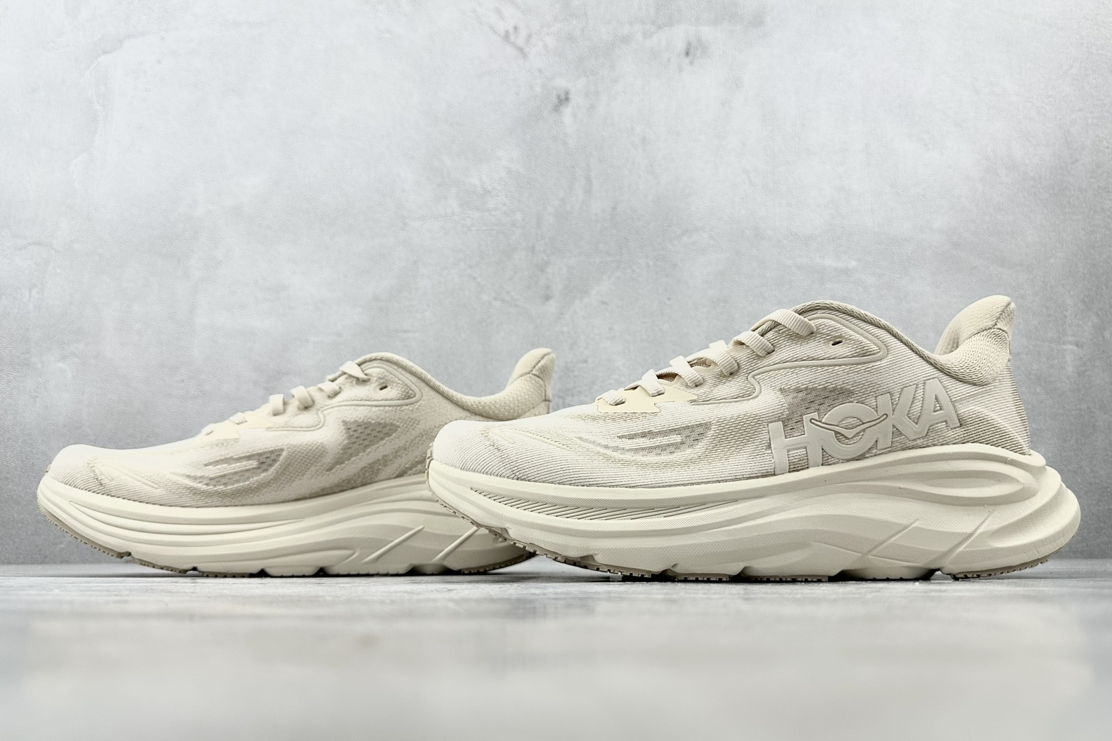 HOKA ONE ONE CLIFTON 10 米白色 1162030-OLTM