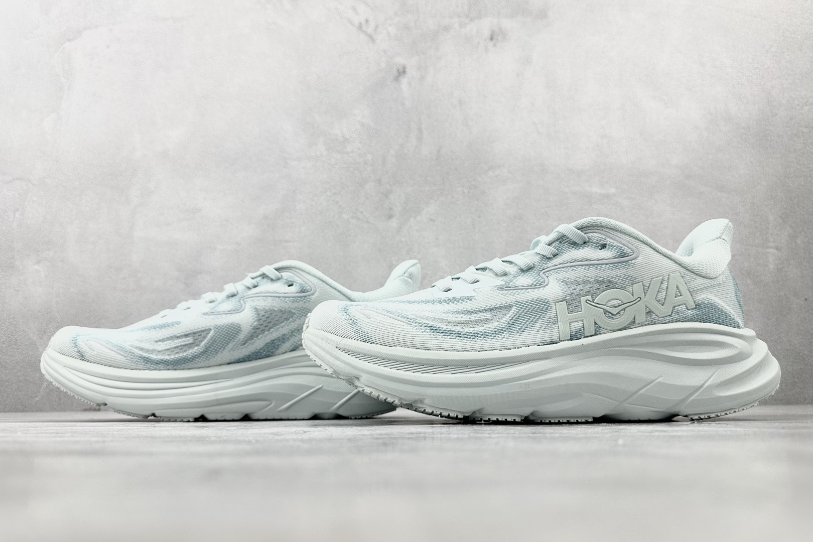 HOKA ONE ONE CLIFTON 10 灰色 1162031-DTDR