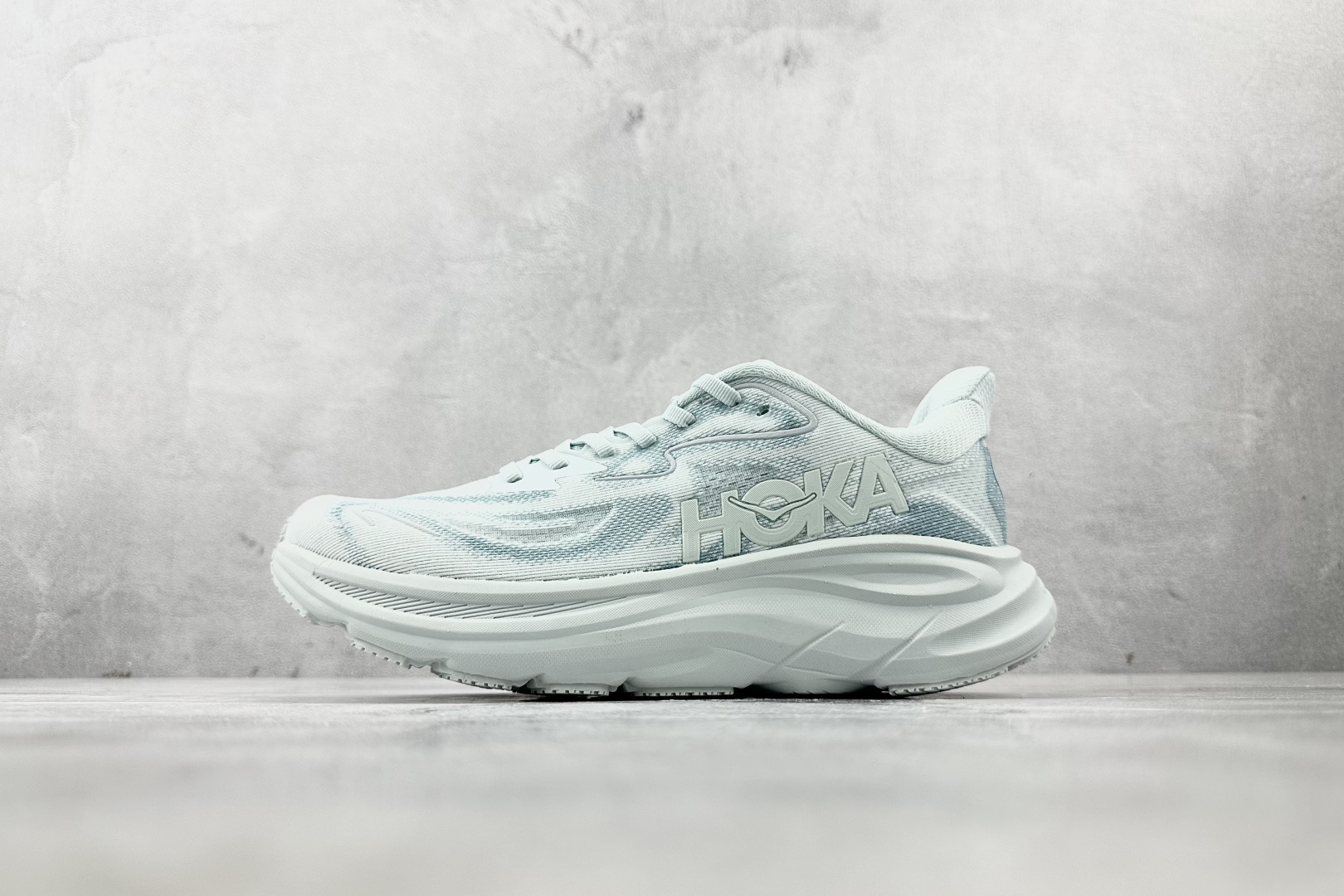 HOKA ONE ONE CLIFTON 10 灰色 1162031-DTDR