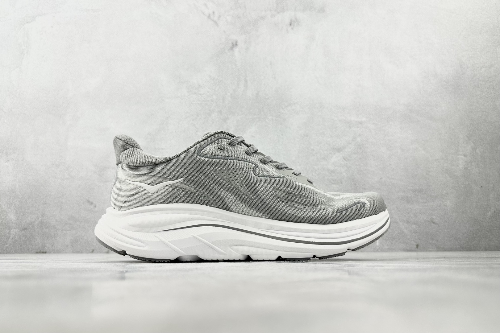 HOKA ONE ONE CLIFTON 10 灰色 1162030-STLLR