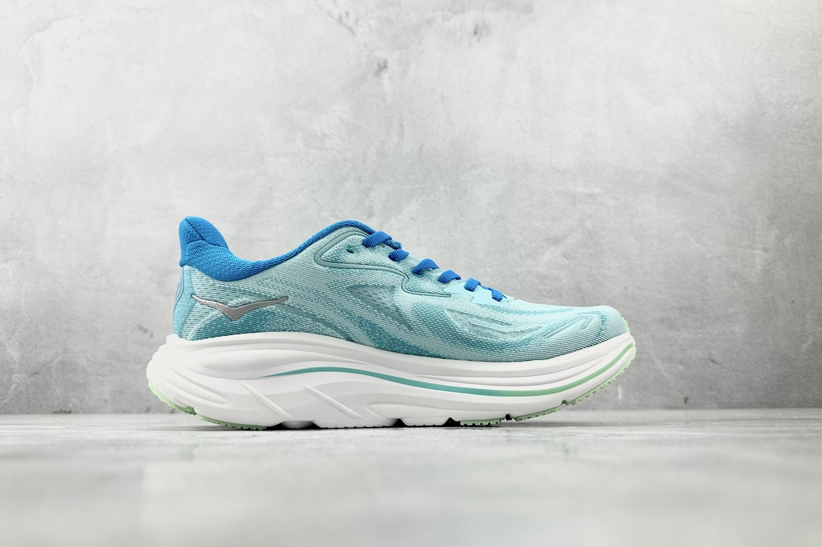HOKA ONE ONE CLIFTON 10 蓝色 1162031-SKYW