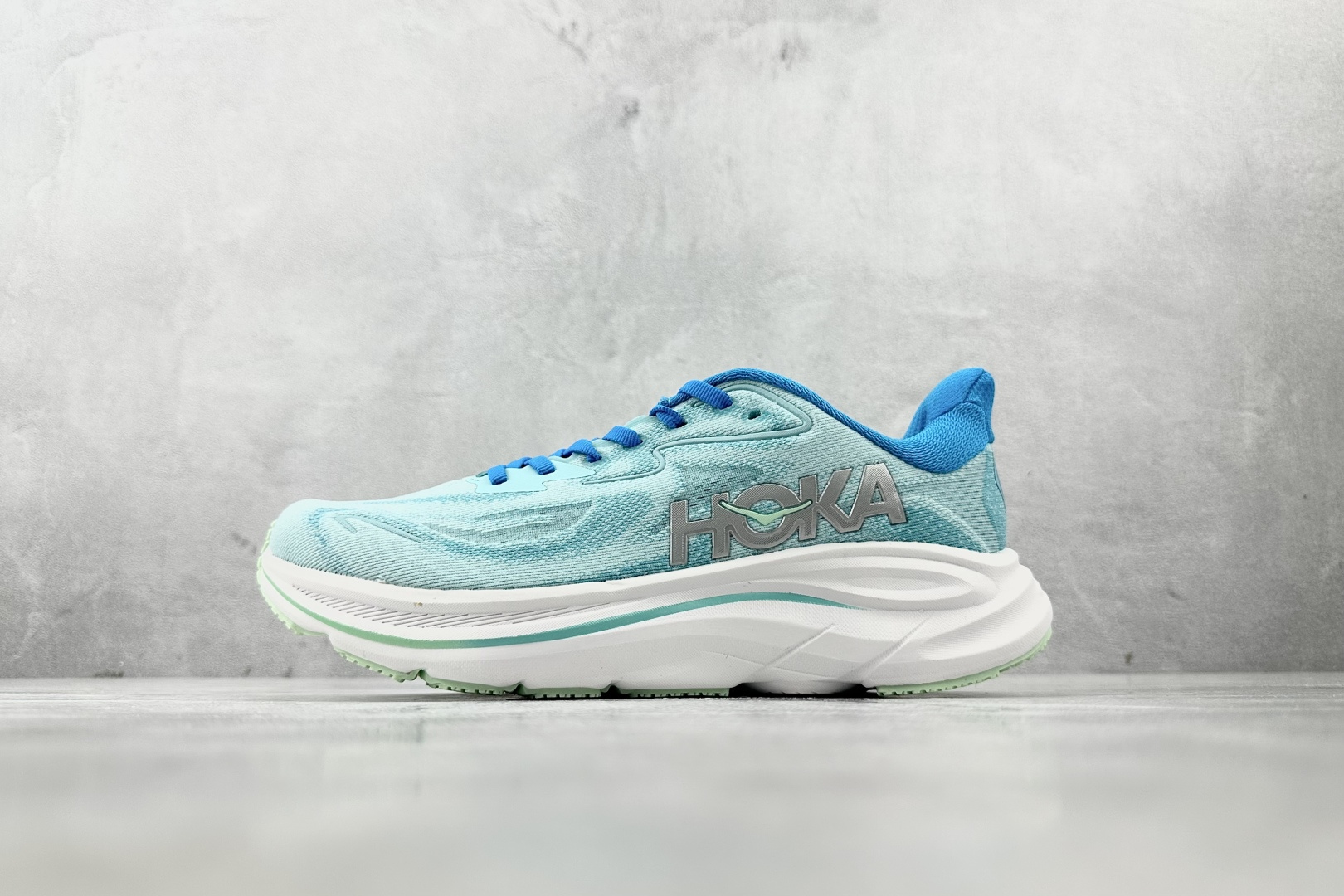 HOKA ONE ONE CLIFTON 10 蓝色 1162031-SKYW
