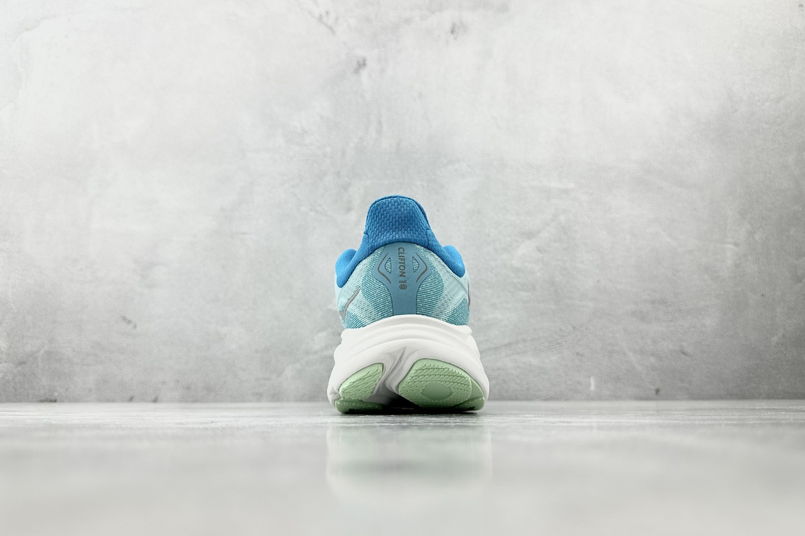 HOKA ONE ONE CLIFTON 10 蓝色 1162031-SKYW