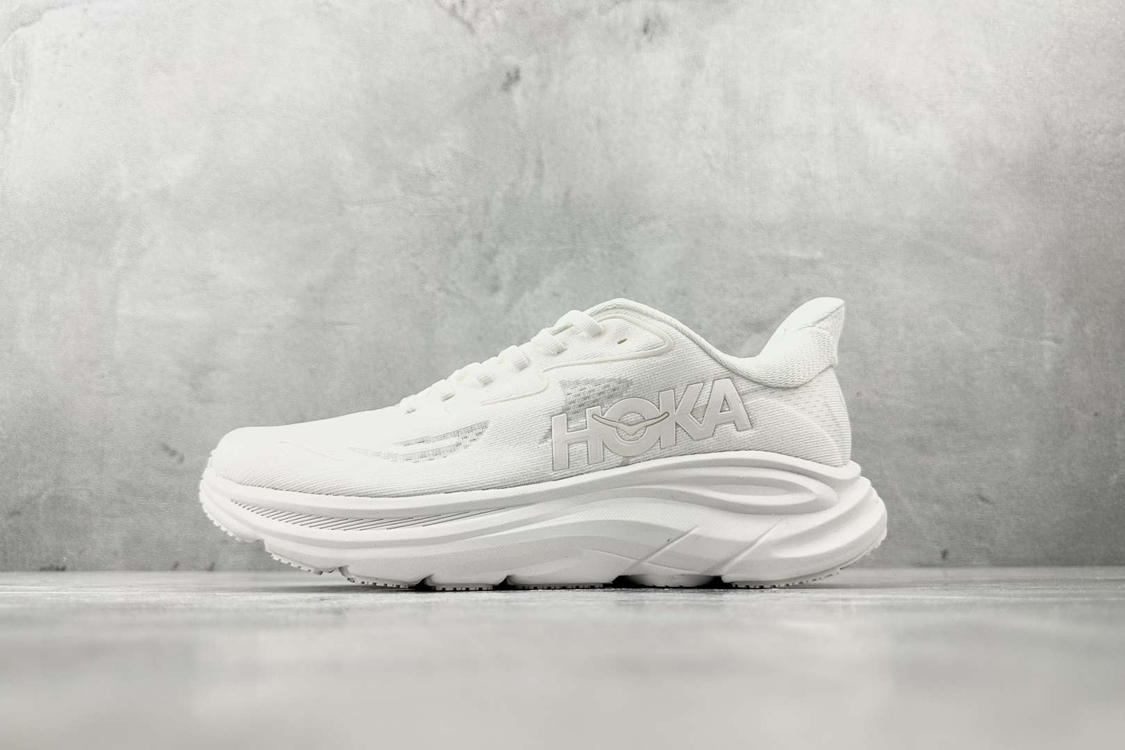 HOKA ONE ONE CLIFTON 10 白色 1162030-WWH