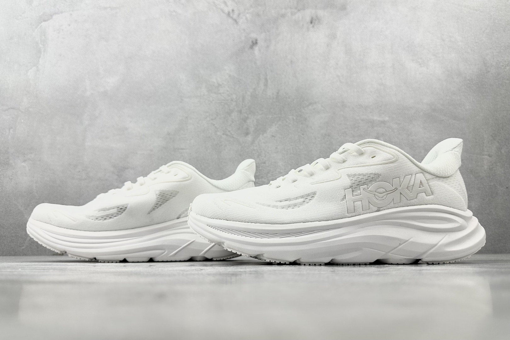 HOKA ONE ONE CLIFTON 10 白色 1162030-WWH